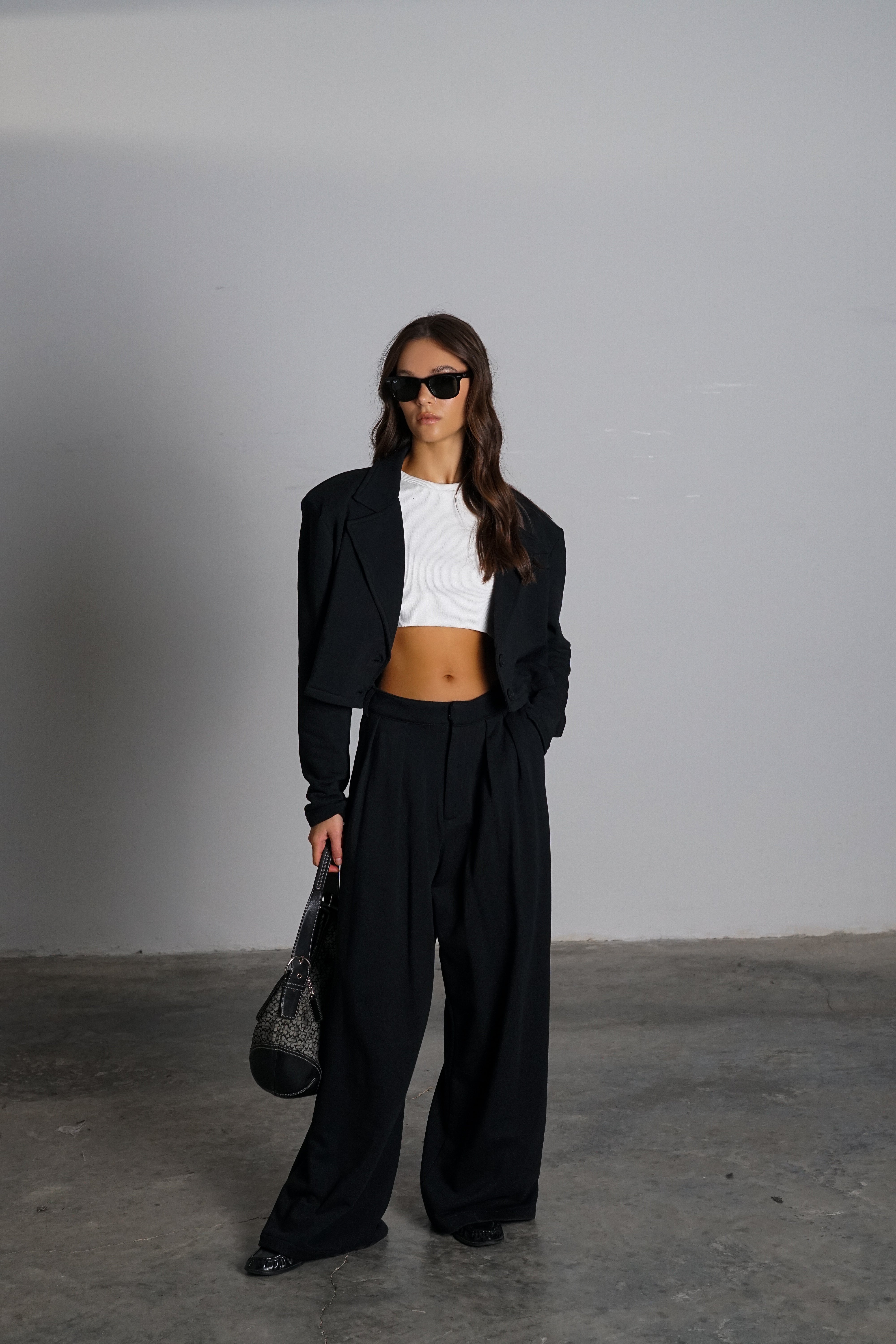 חליפת סיזאר-שחור