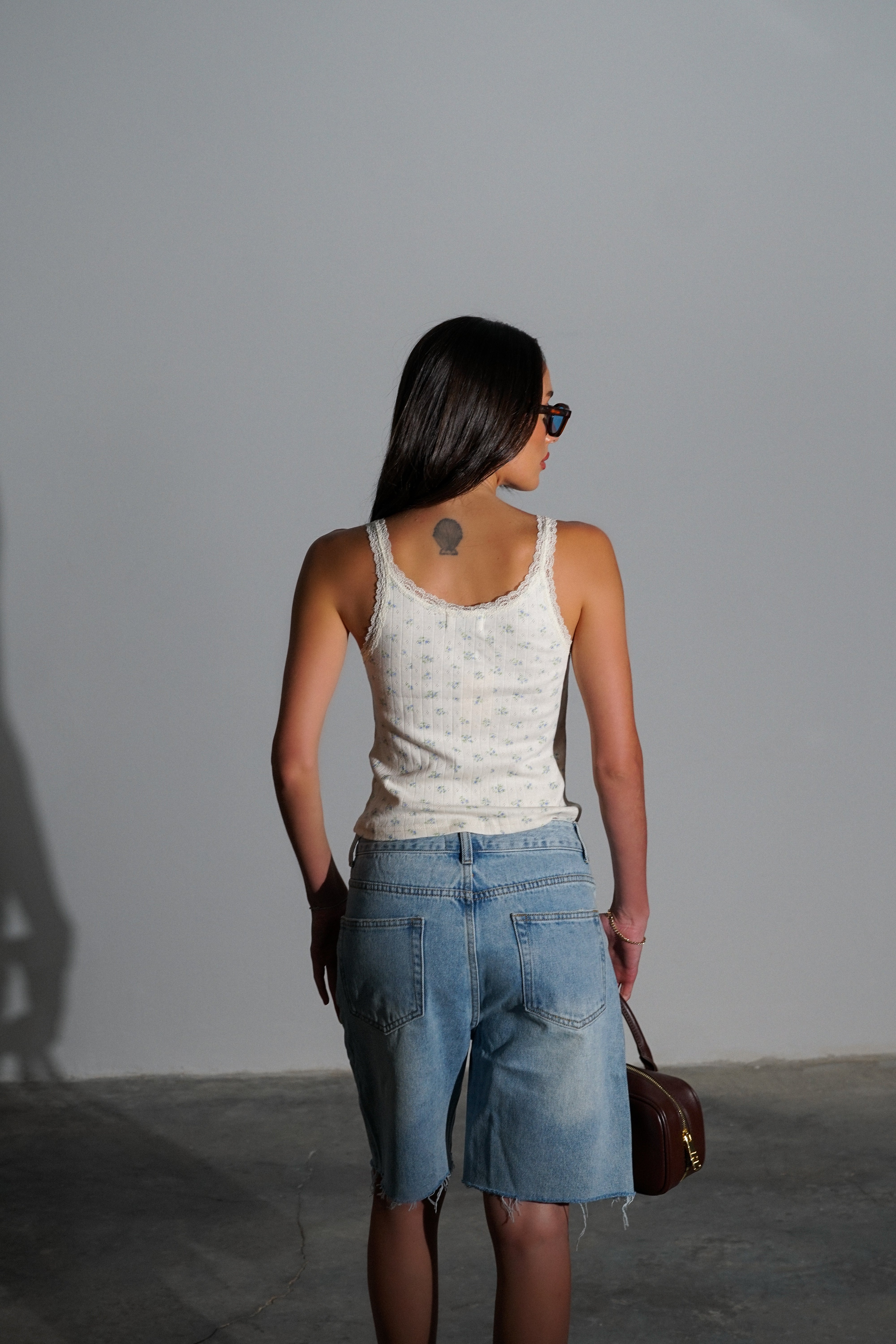 גופיית אמרל-חמאה