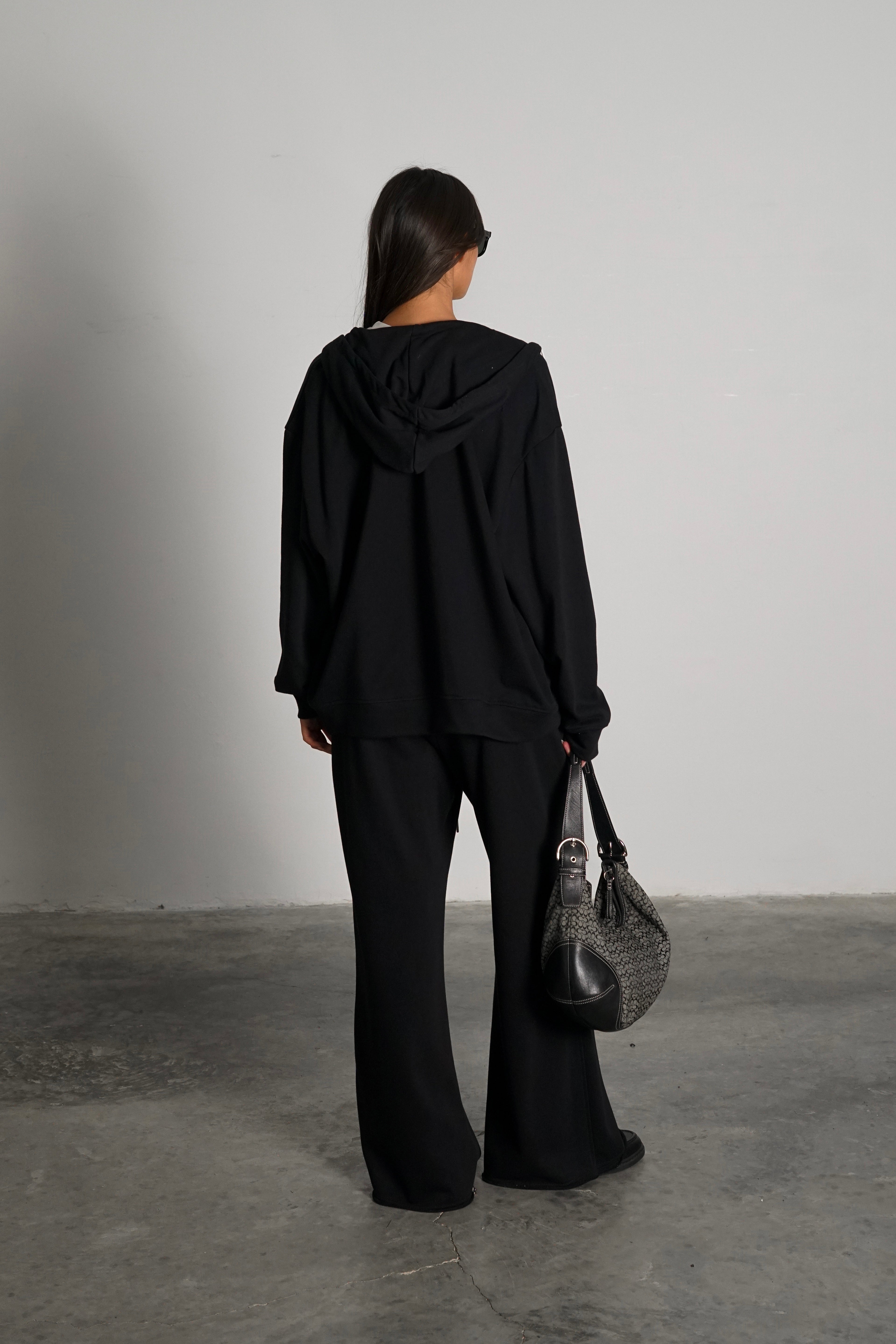 חליפת לובר-שחור