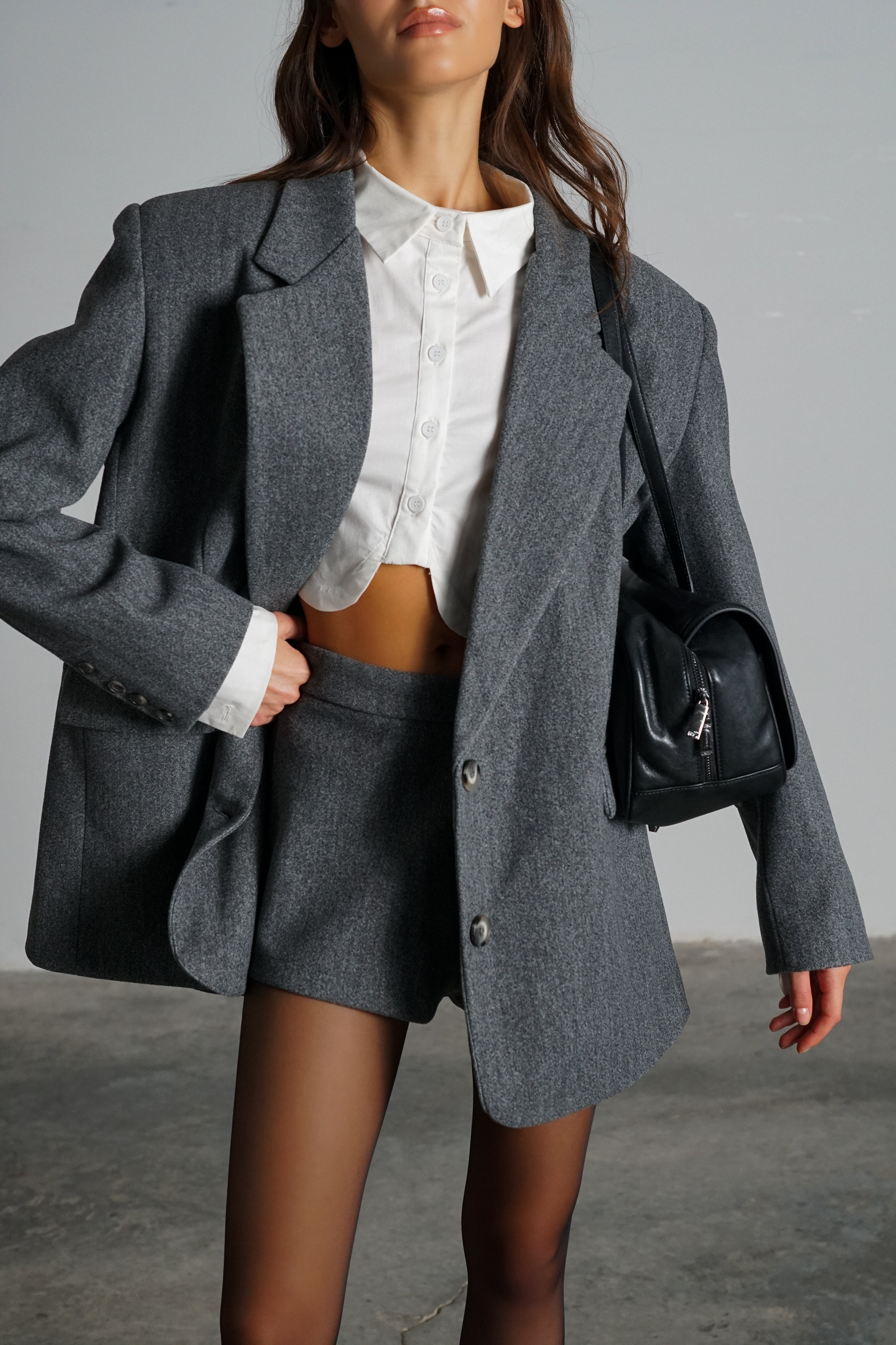 חליפת אנדטה-אפור