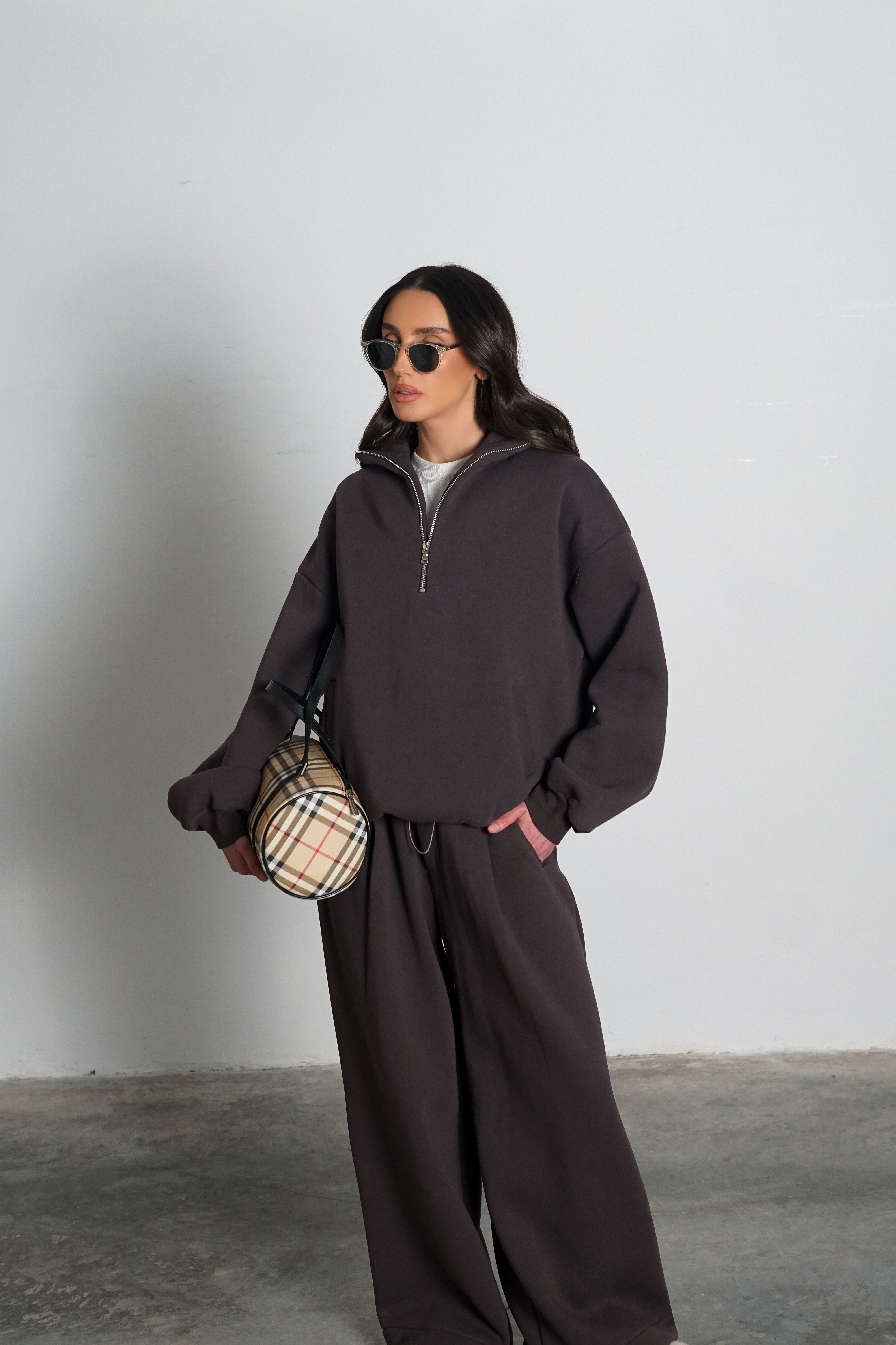 חליפת מריבלה-חום שוקולד