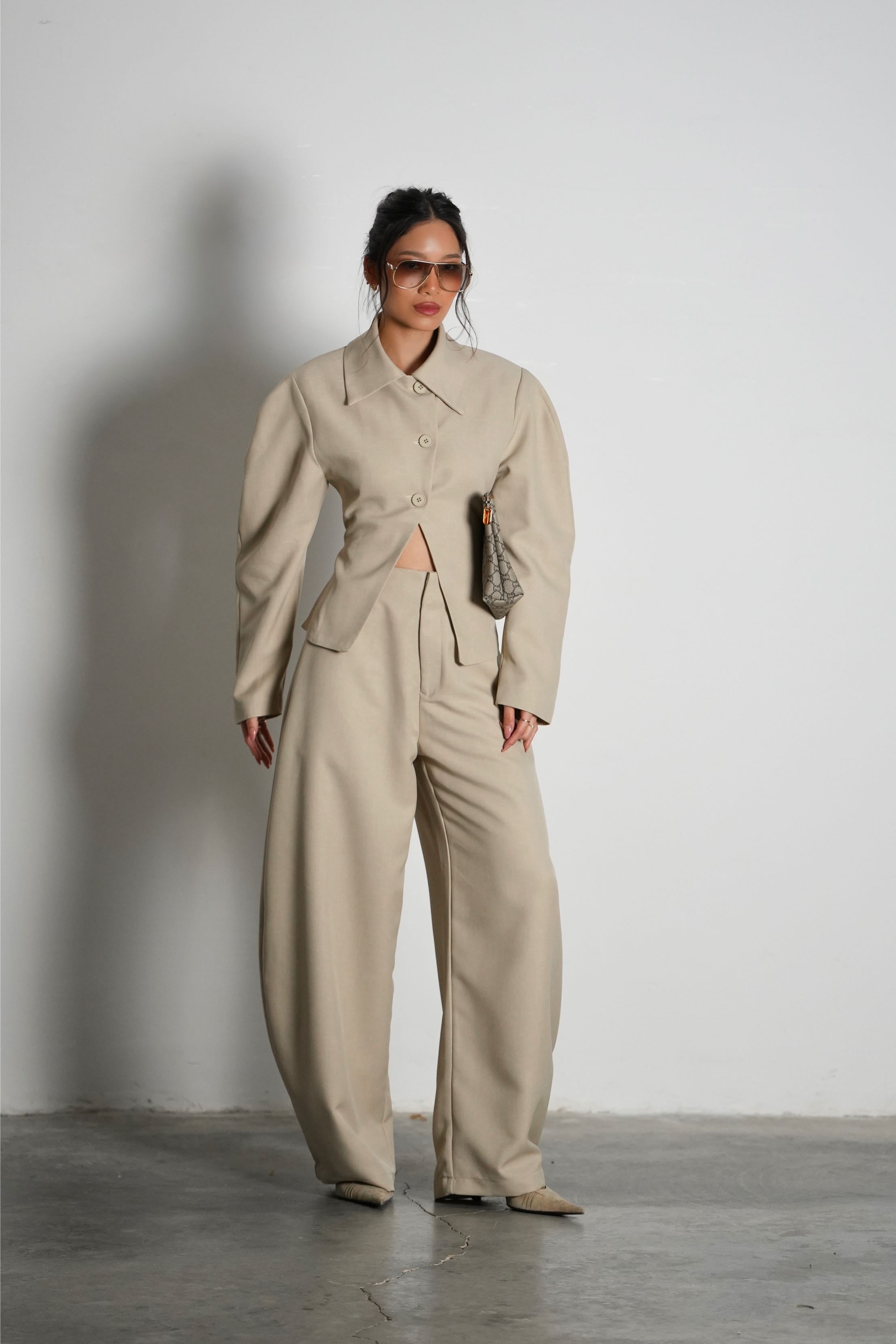 חליפת מידטאון-בז