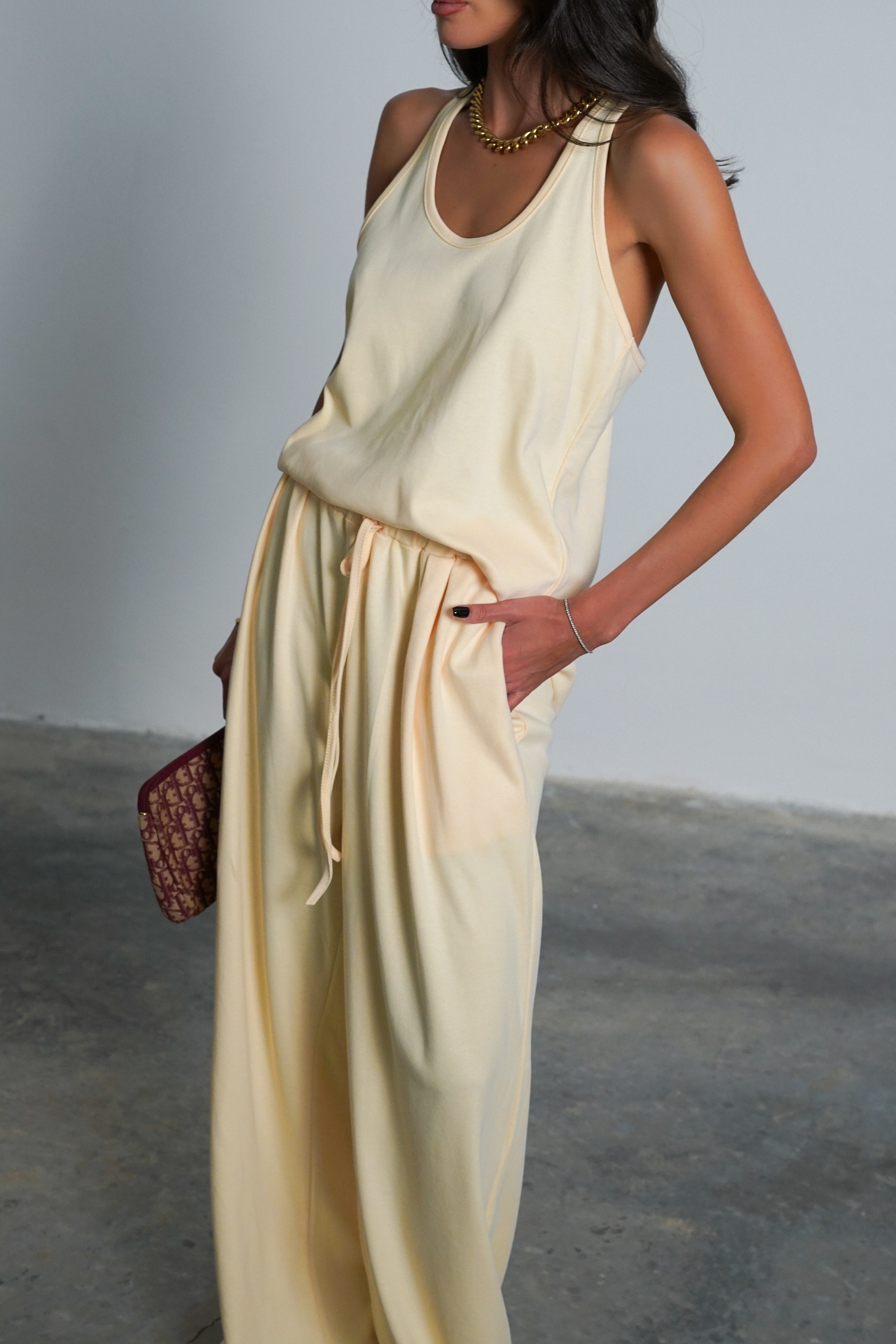 חליפת ג'ין-צהוב בננה