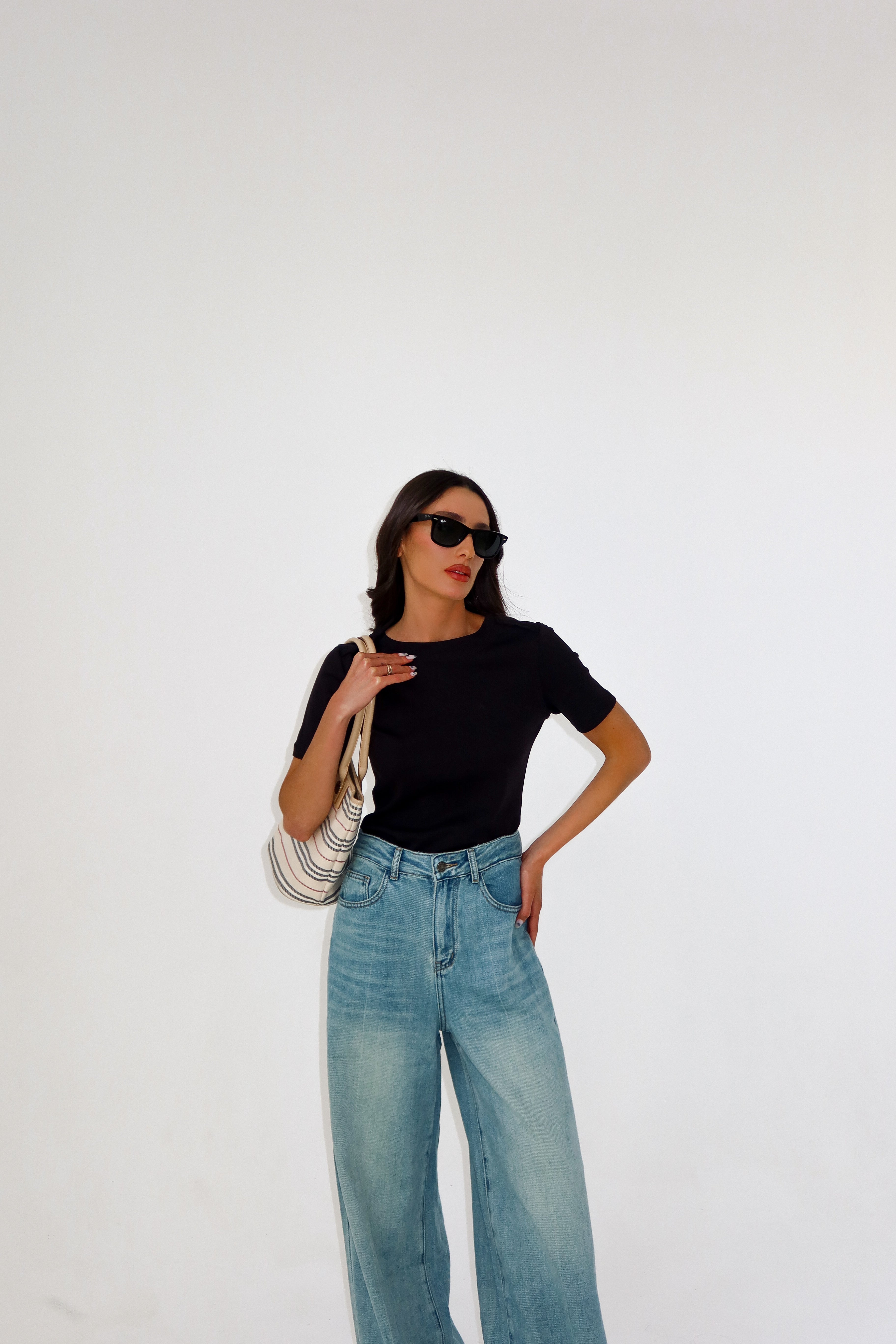 חולצת דריין-שחור