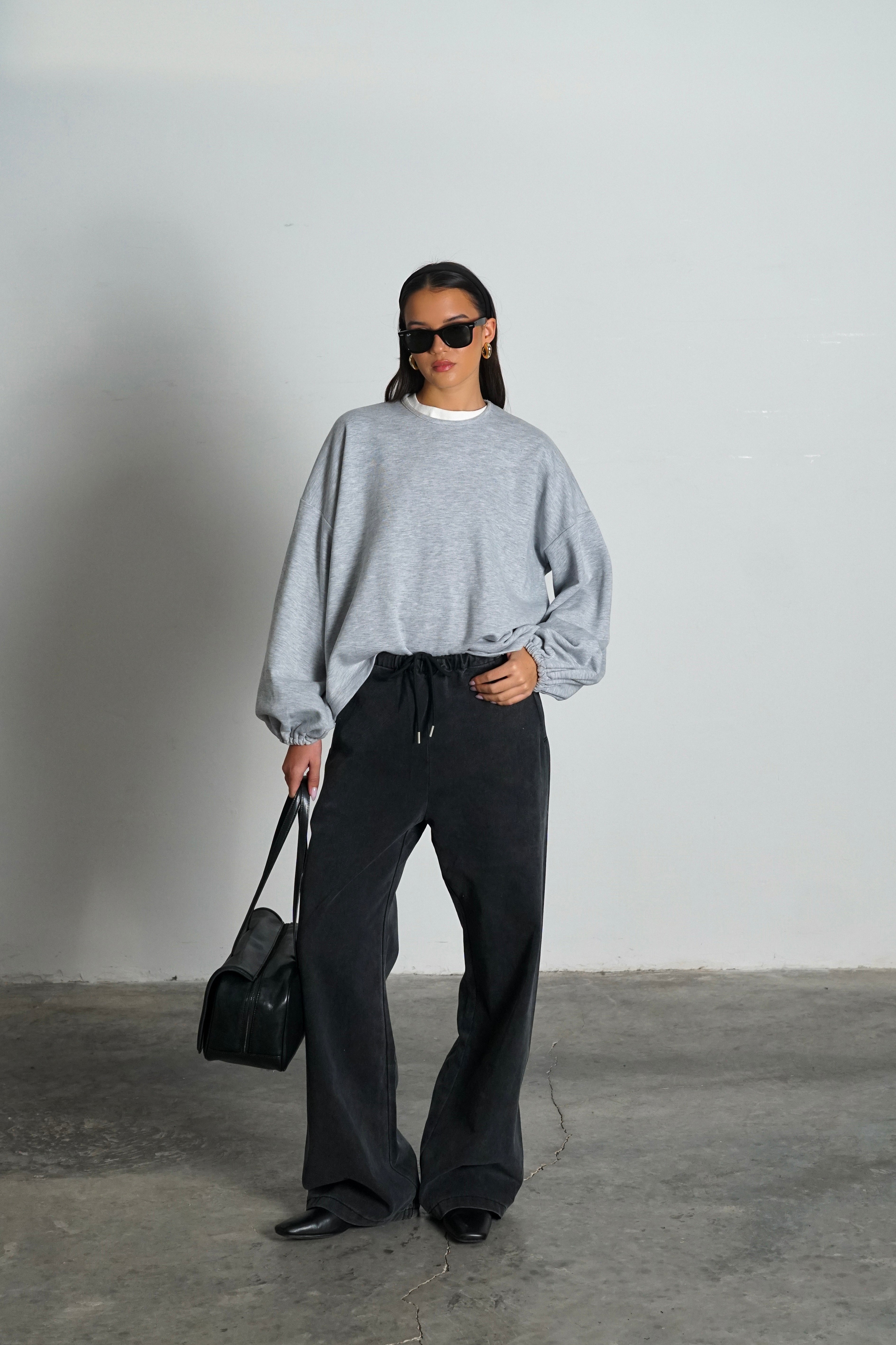 חולצת מייבי-אפור