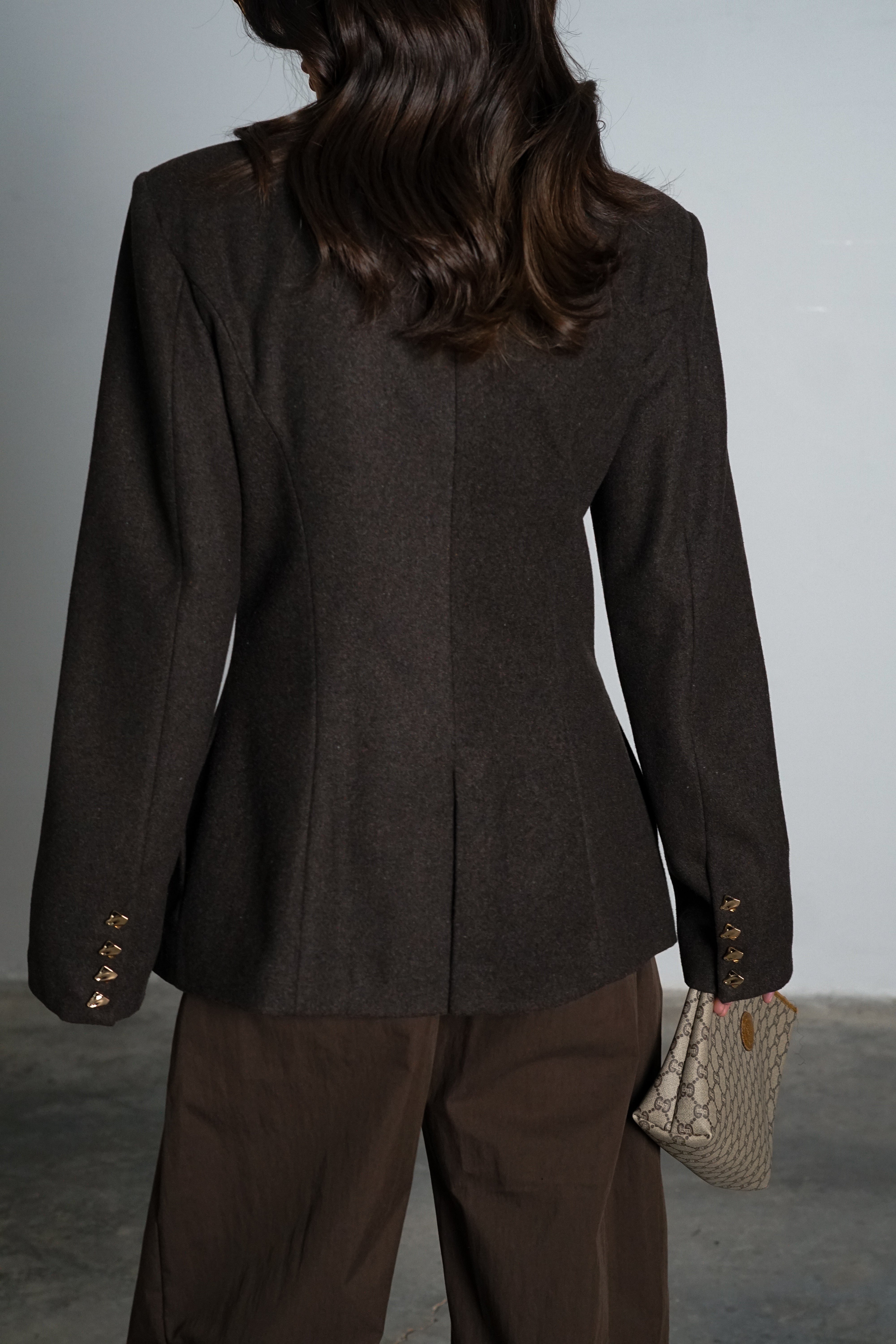 ג'קט סבין-חום