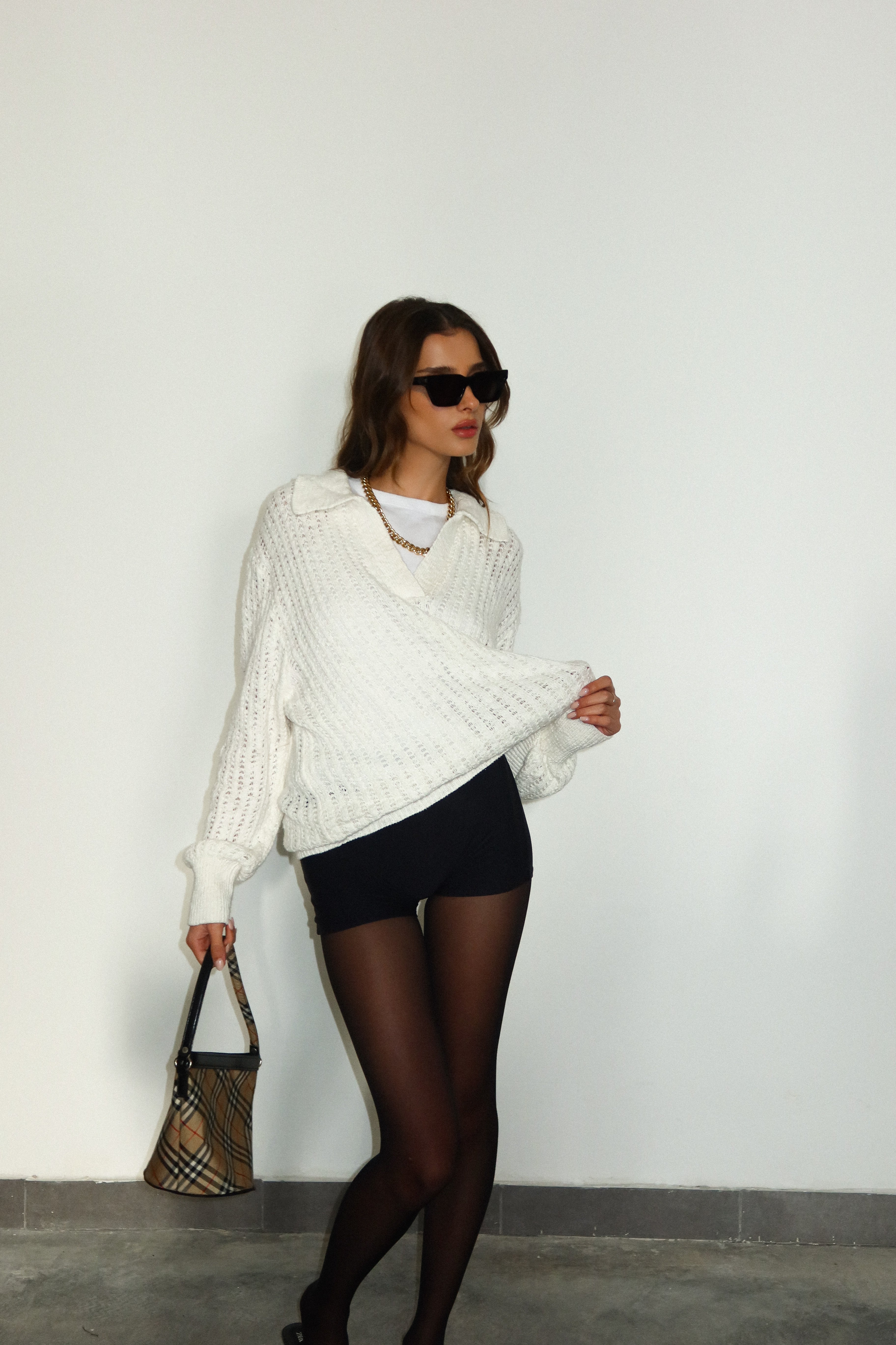 סריג דאניש-לבן