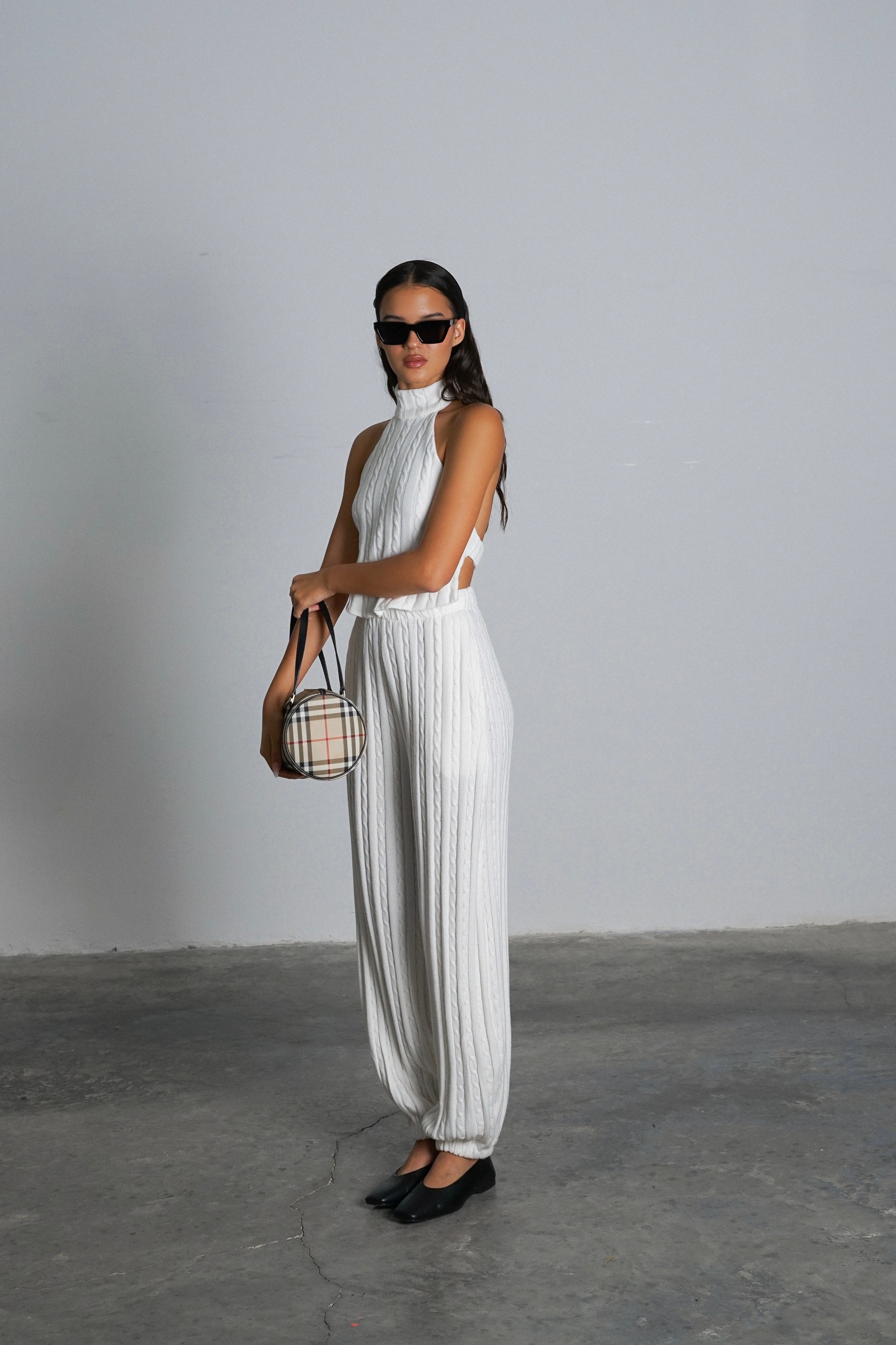 חליפת סיביליה-לבן