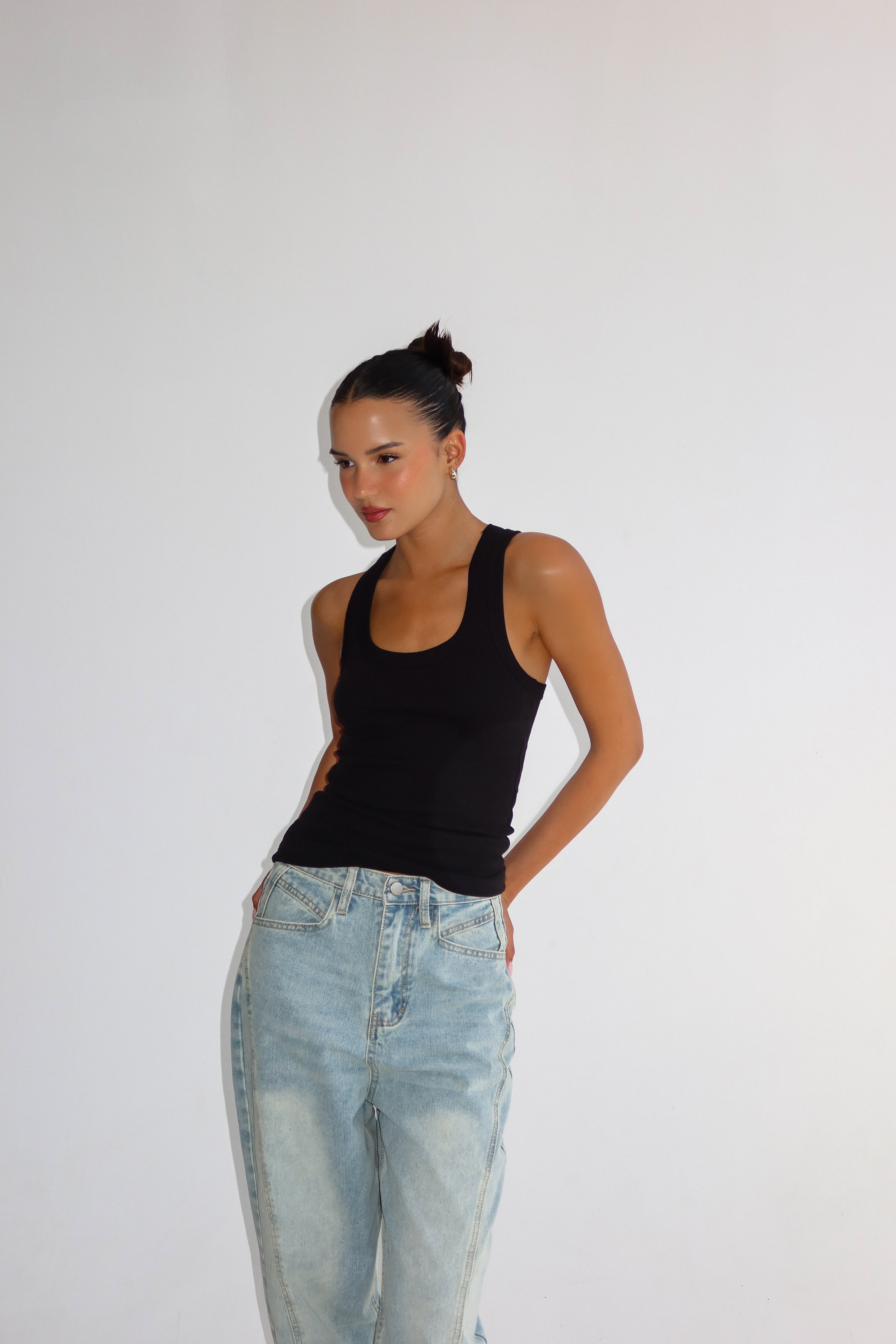 גופיית ג׳ולין-שחור