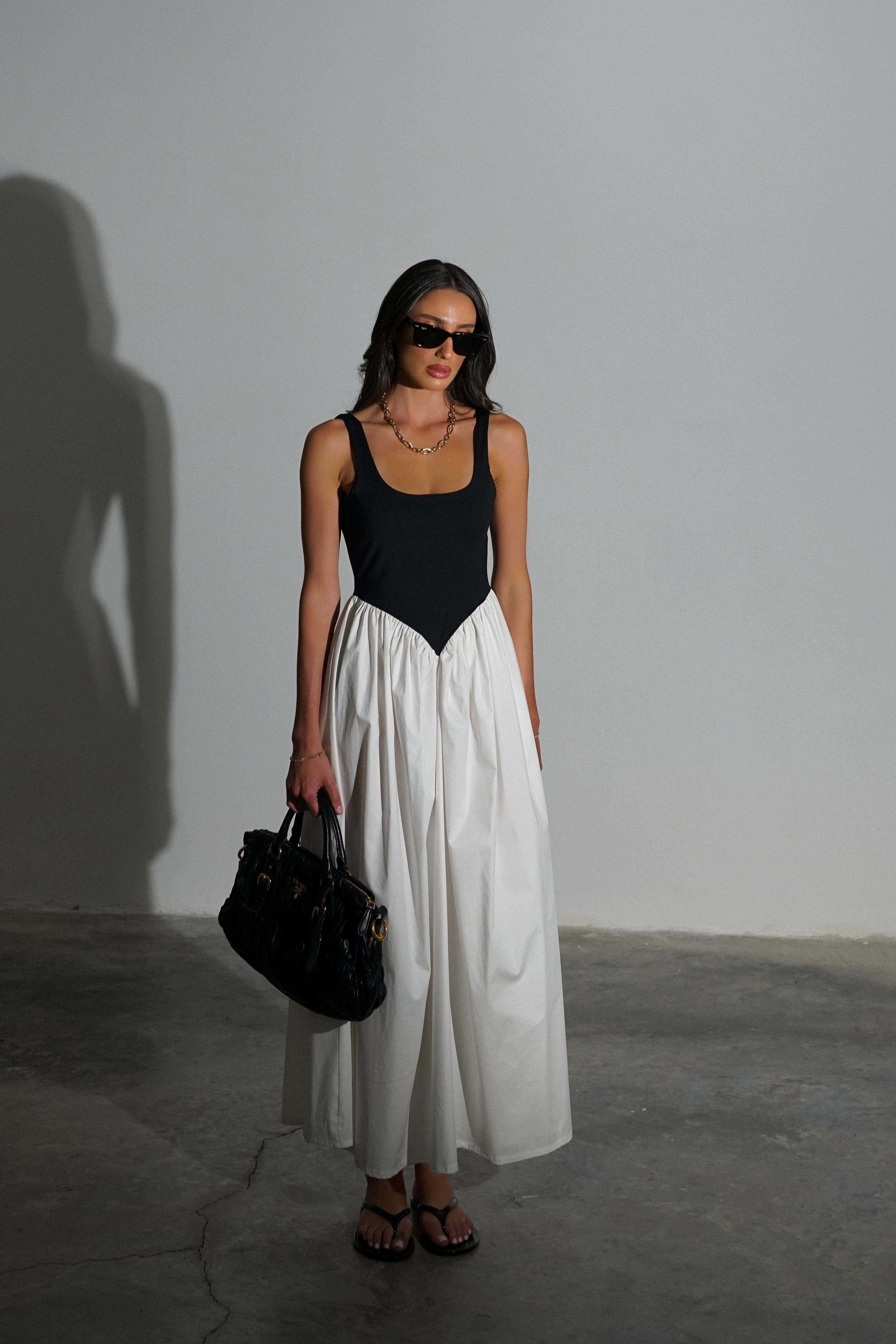 שמלת הירו-לבן