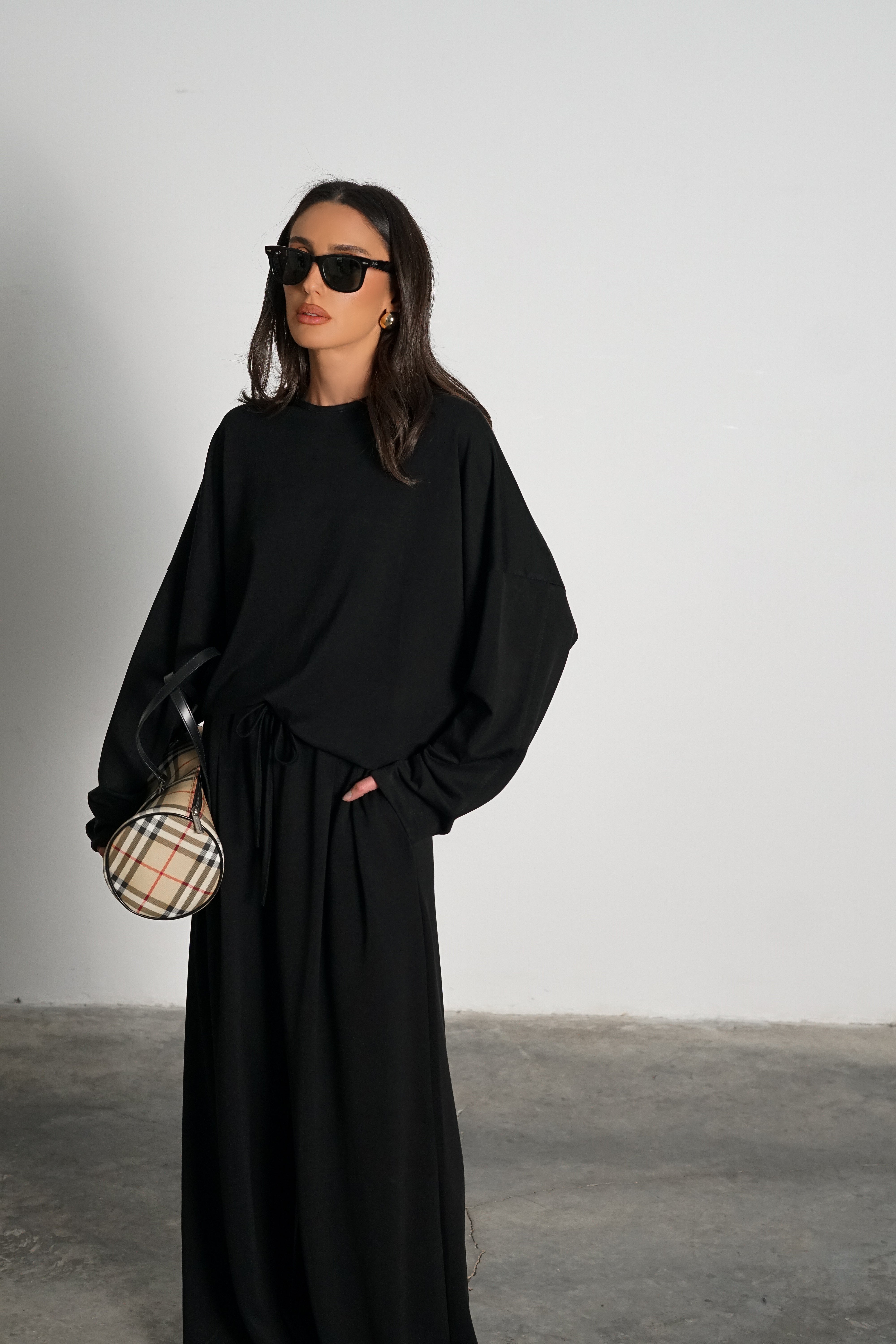 חליפת קולר-שחור