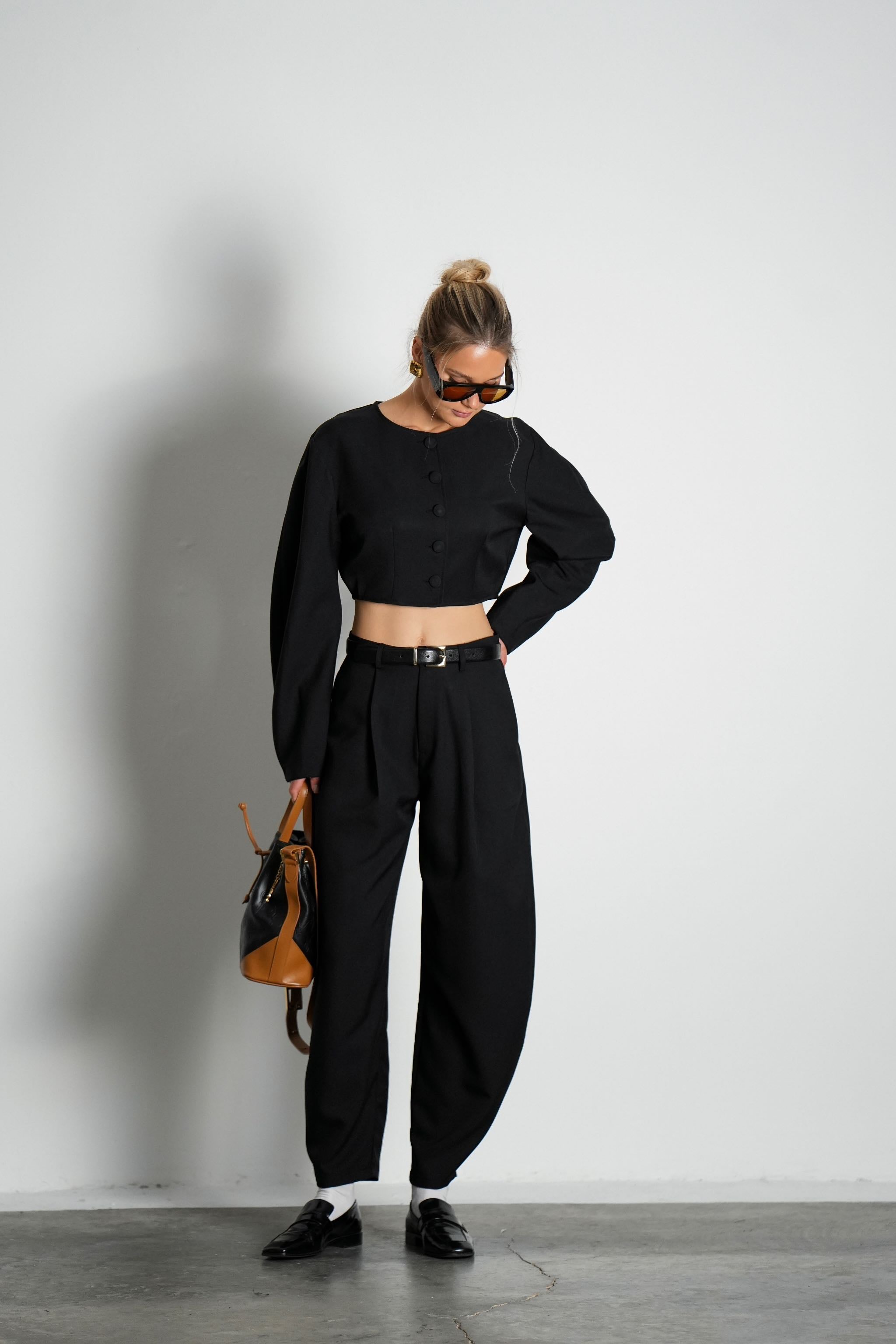 חליפת מדי-שחור