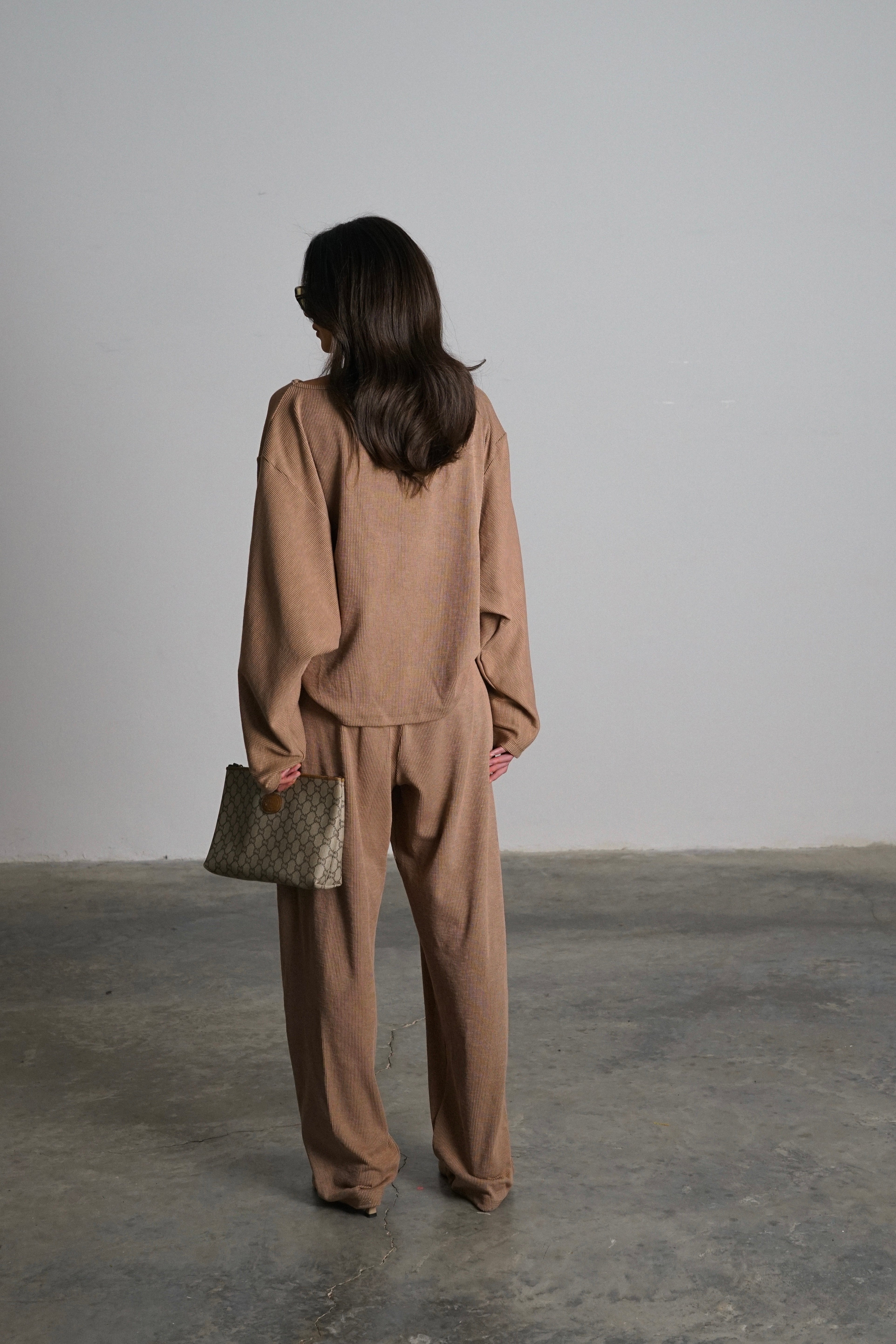 חליפת בלוברי-מוקה