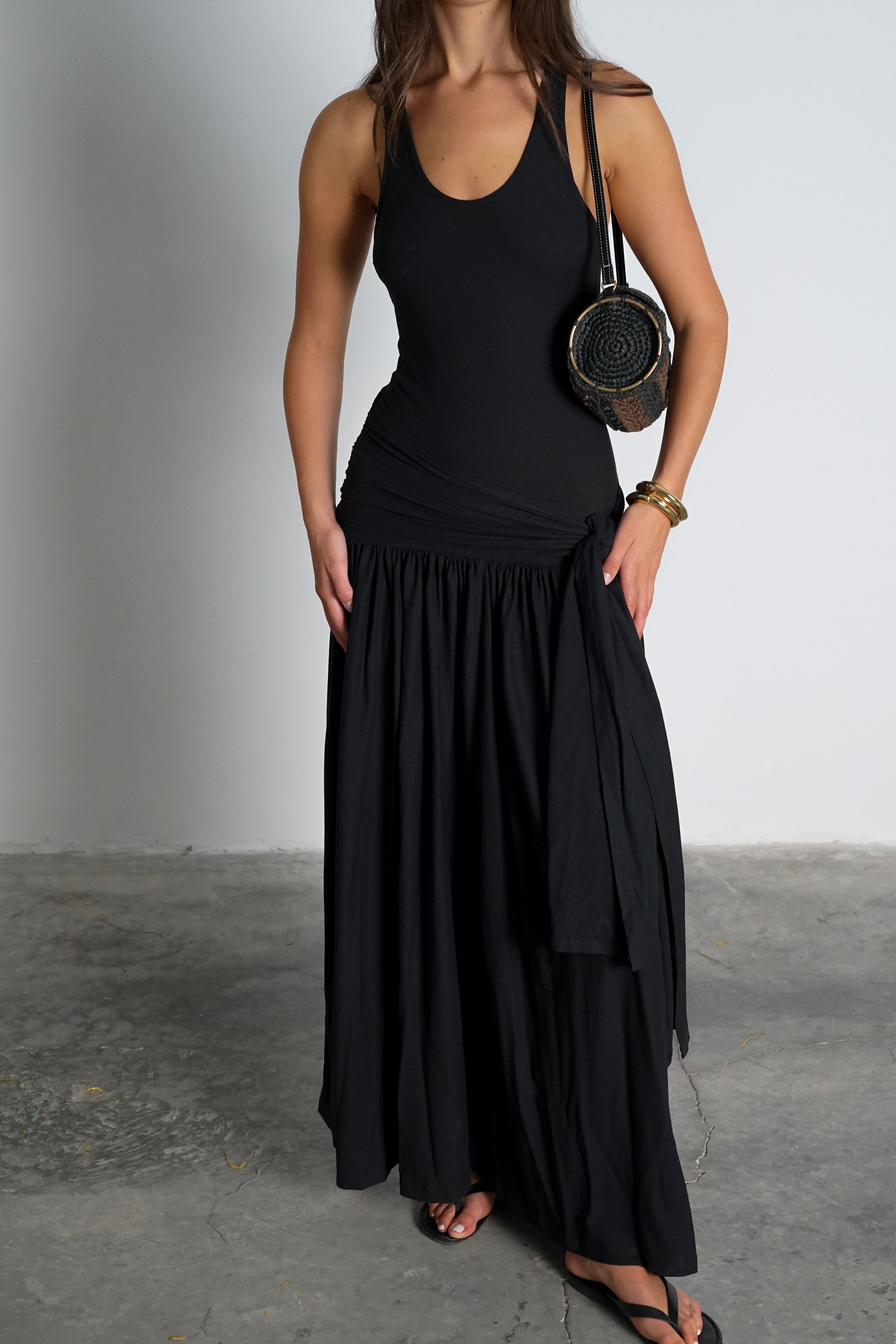 שמלת מליסה-שחור