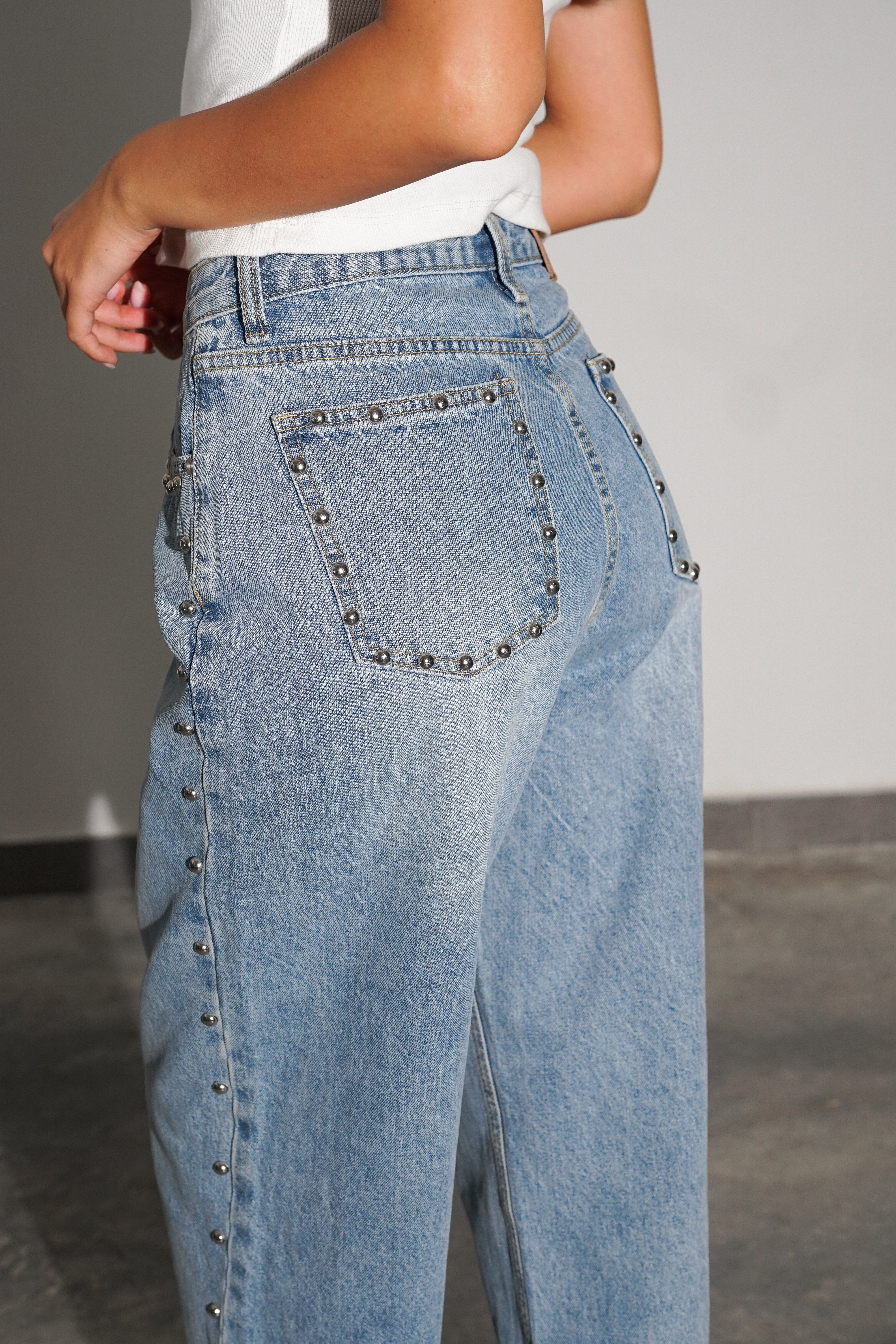 ג'ינס פאנקי-כחול בהיר