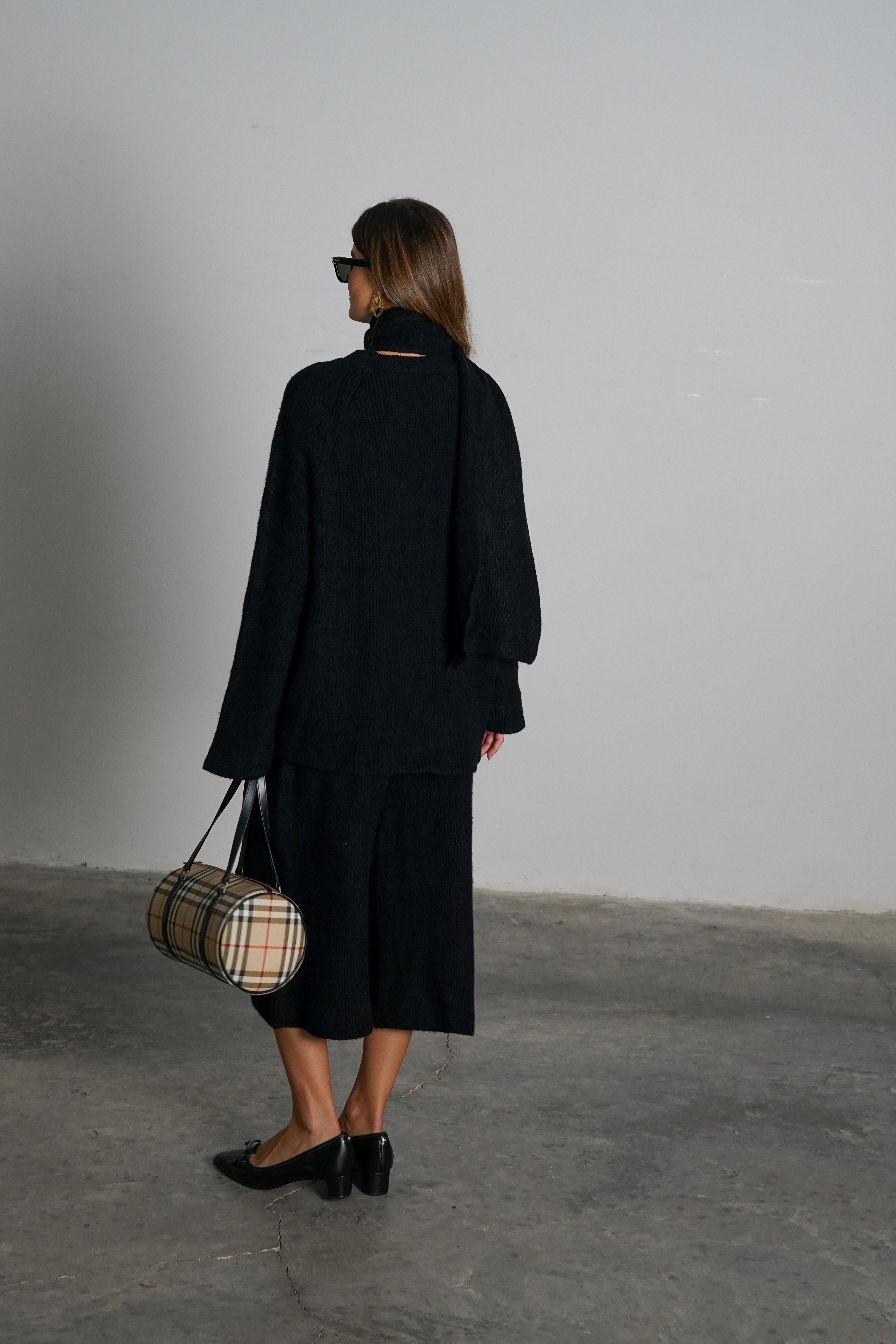 חליפת אדוריה-שחור