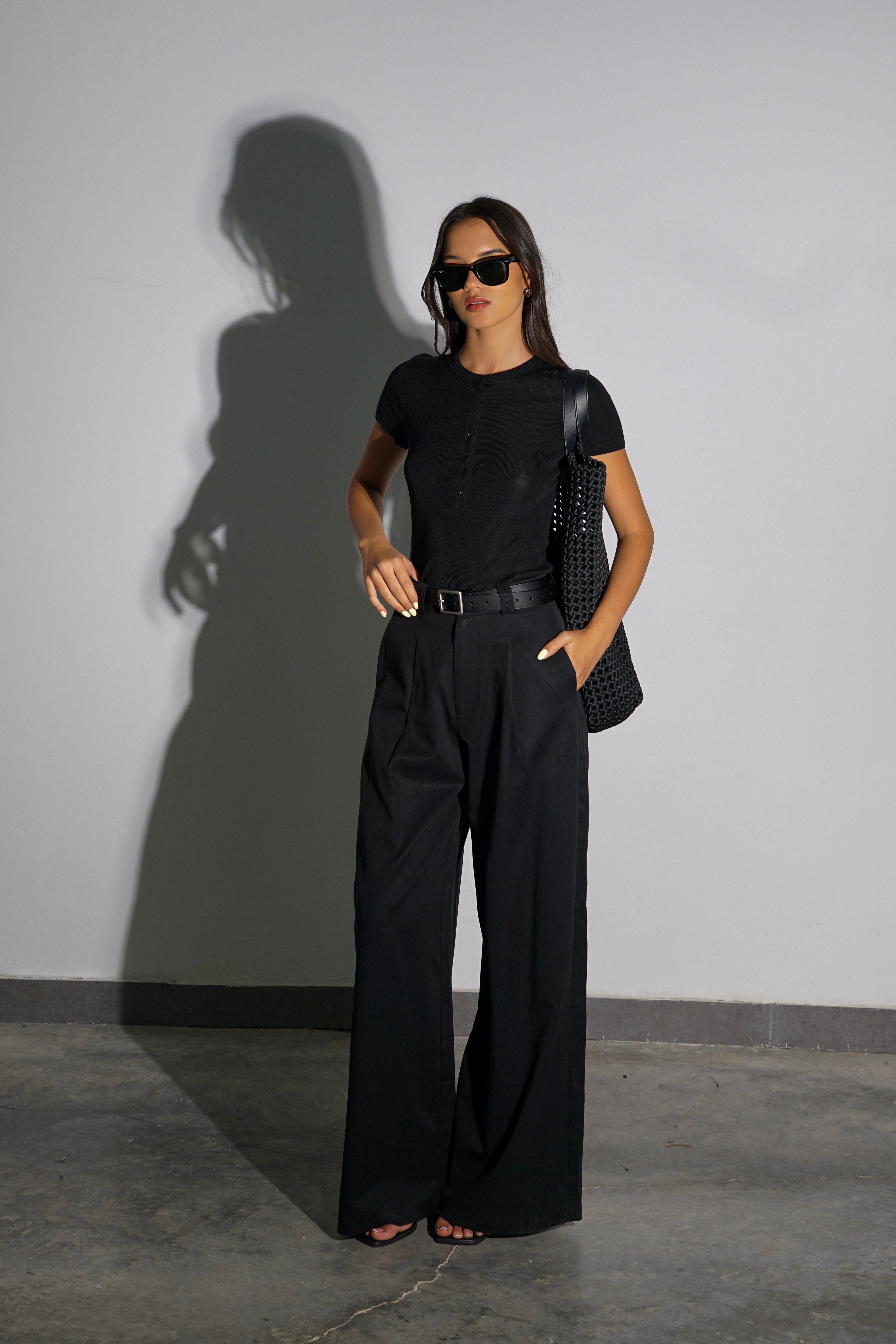 חולצת סנדרה-שחור