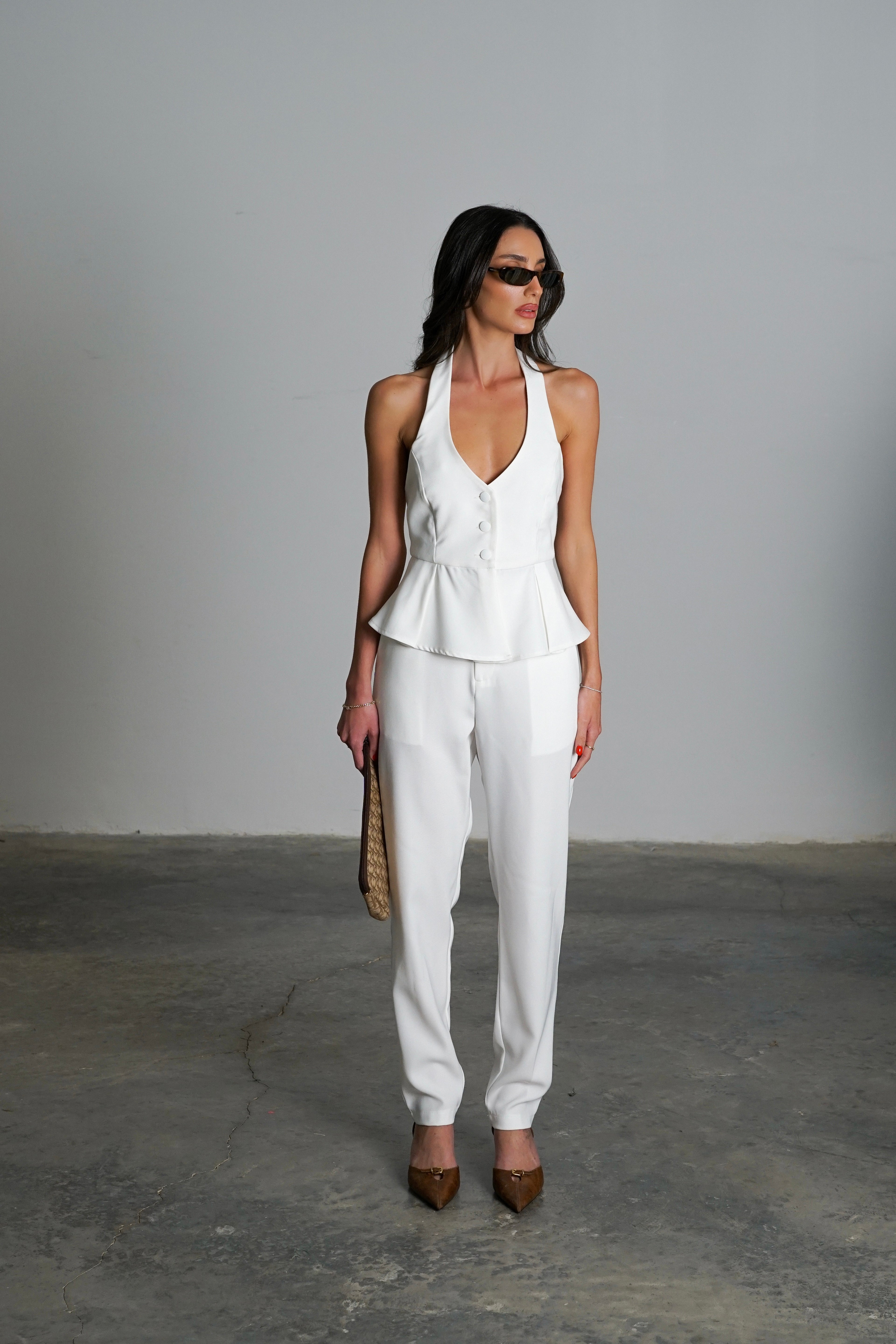 חליפת ריימון-לבן