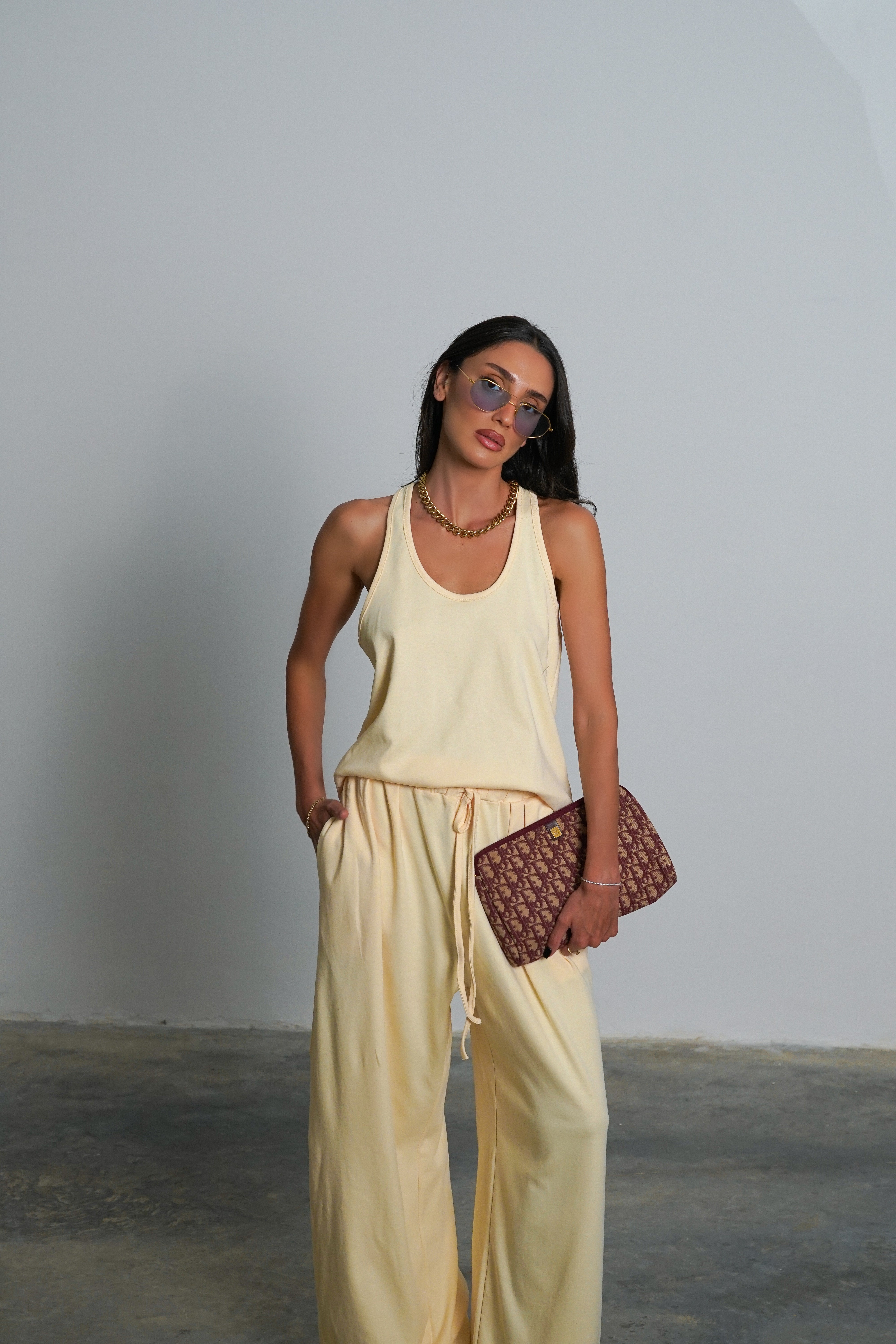 חליפת ג'ין-צהוב בננה