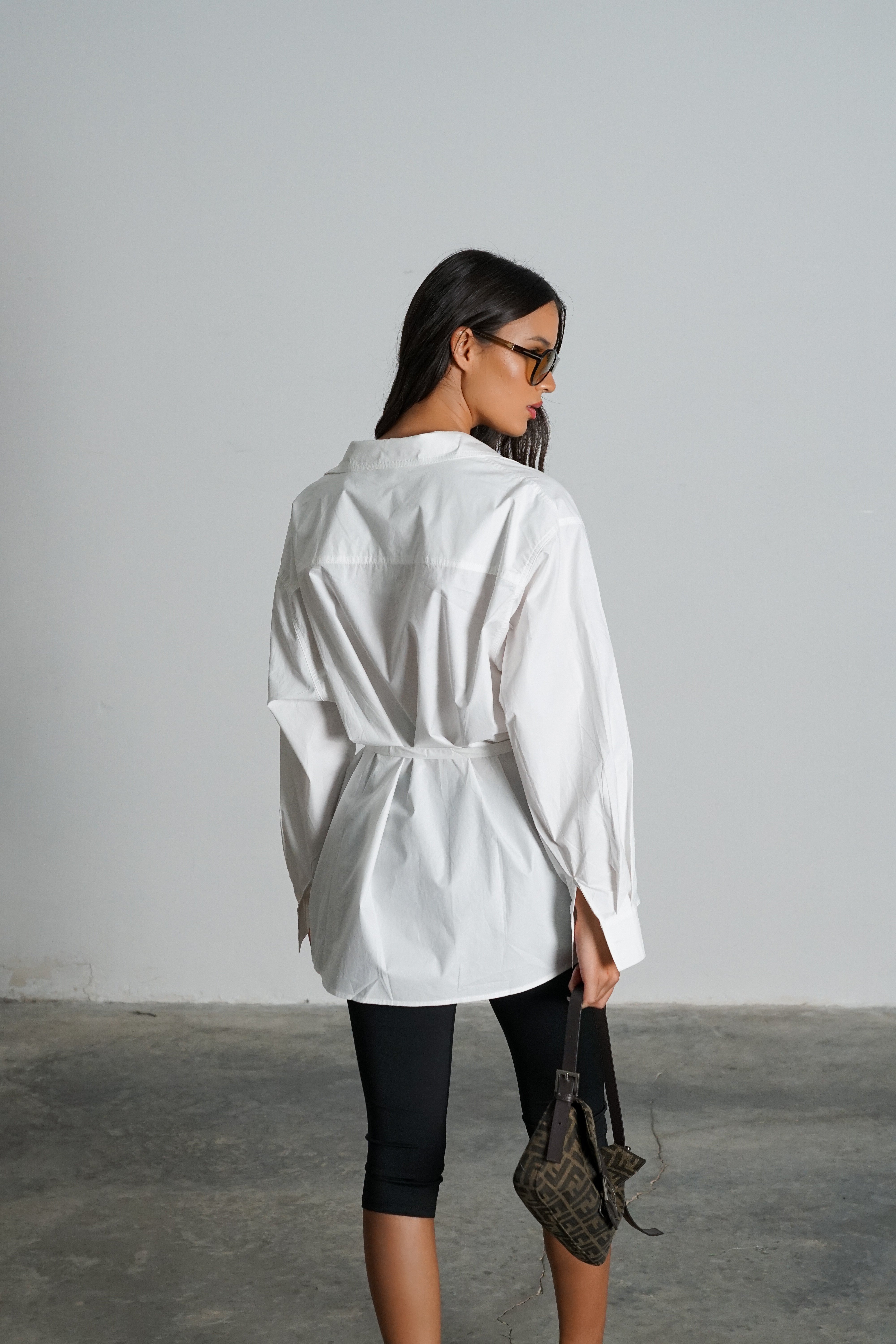 חולצת קרסנט-לבן