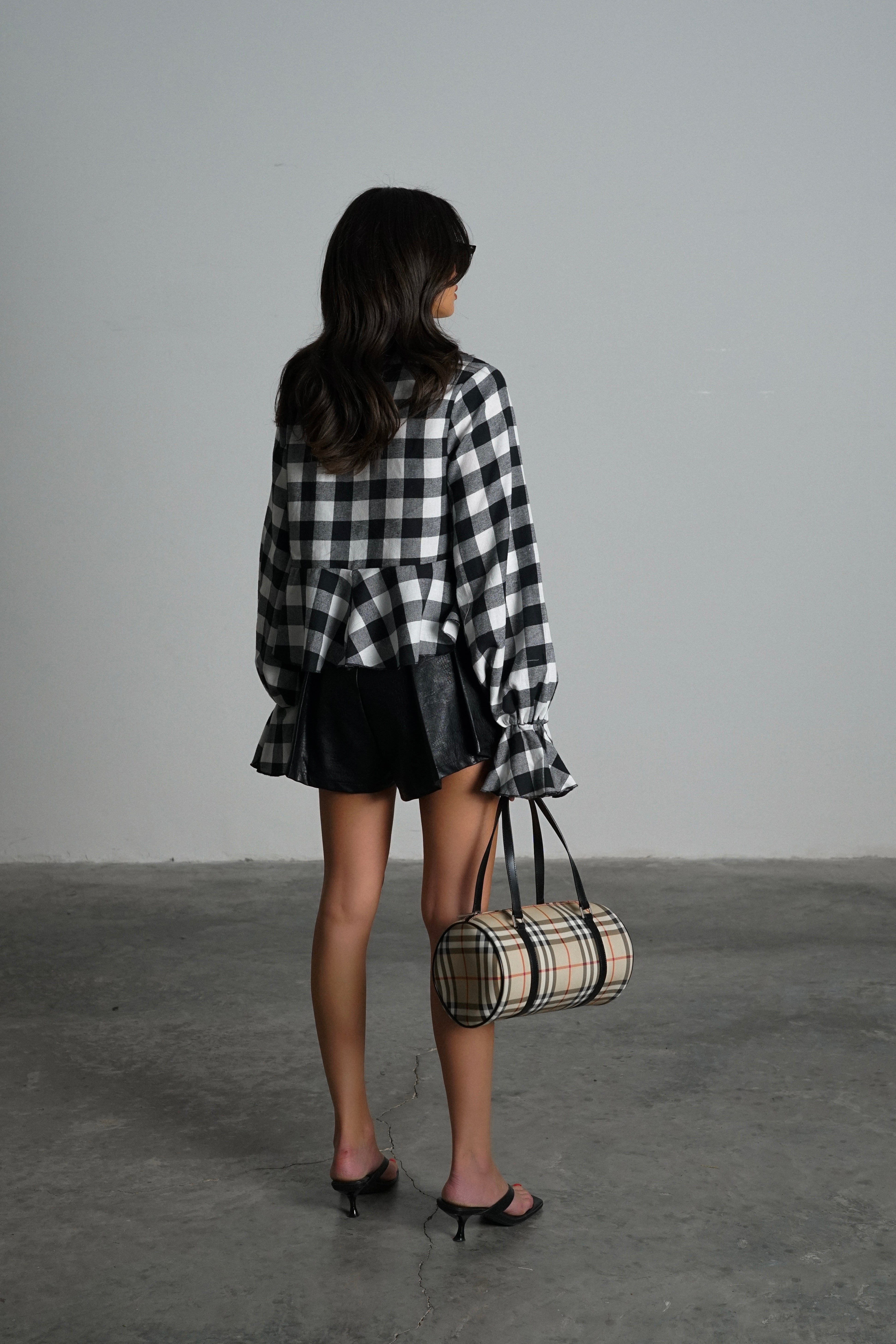 חולצת טורין-שחור