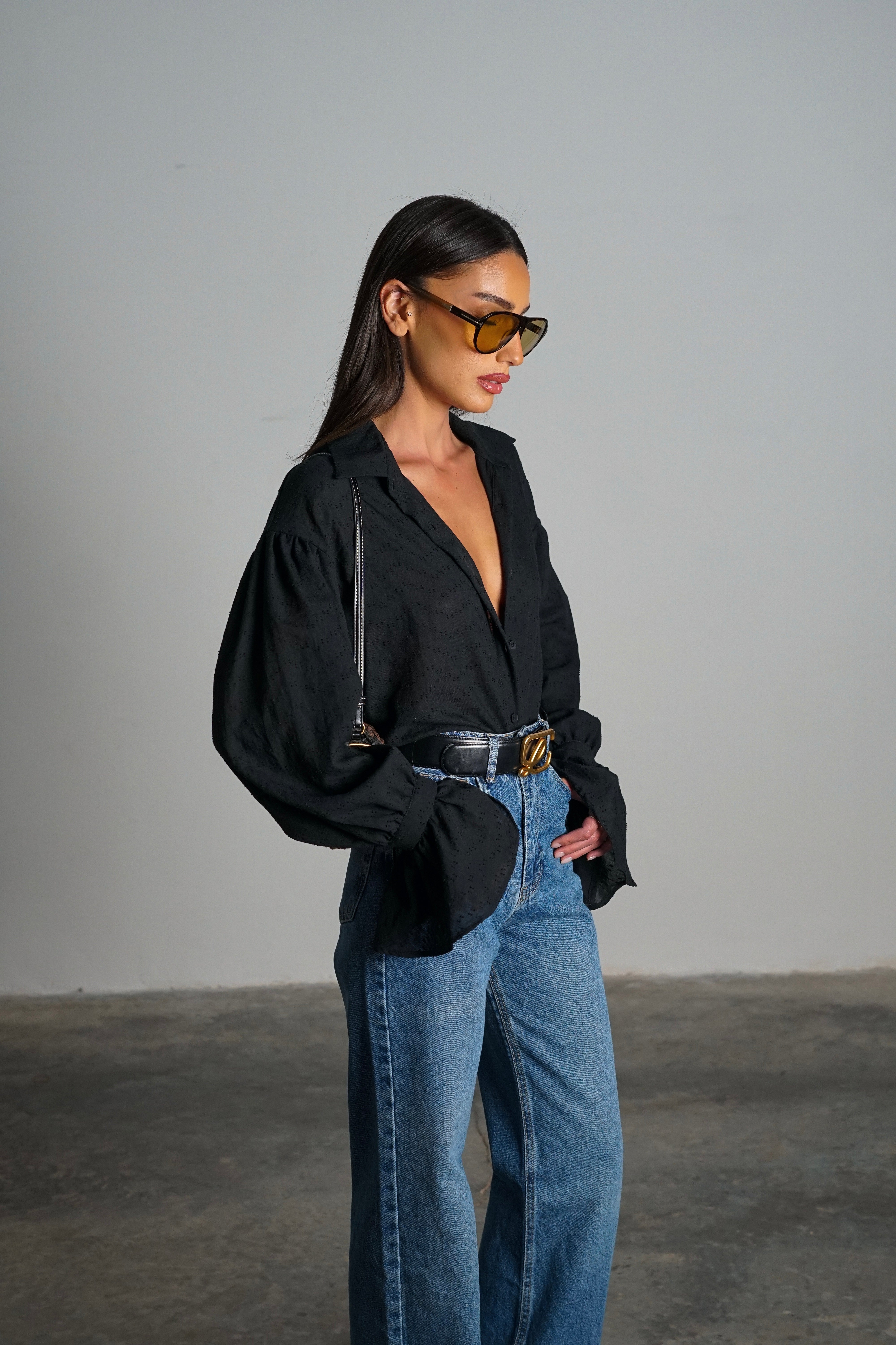 חולצת דונטלה-שחור