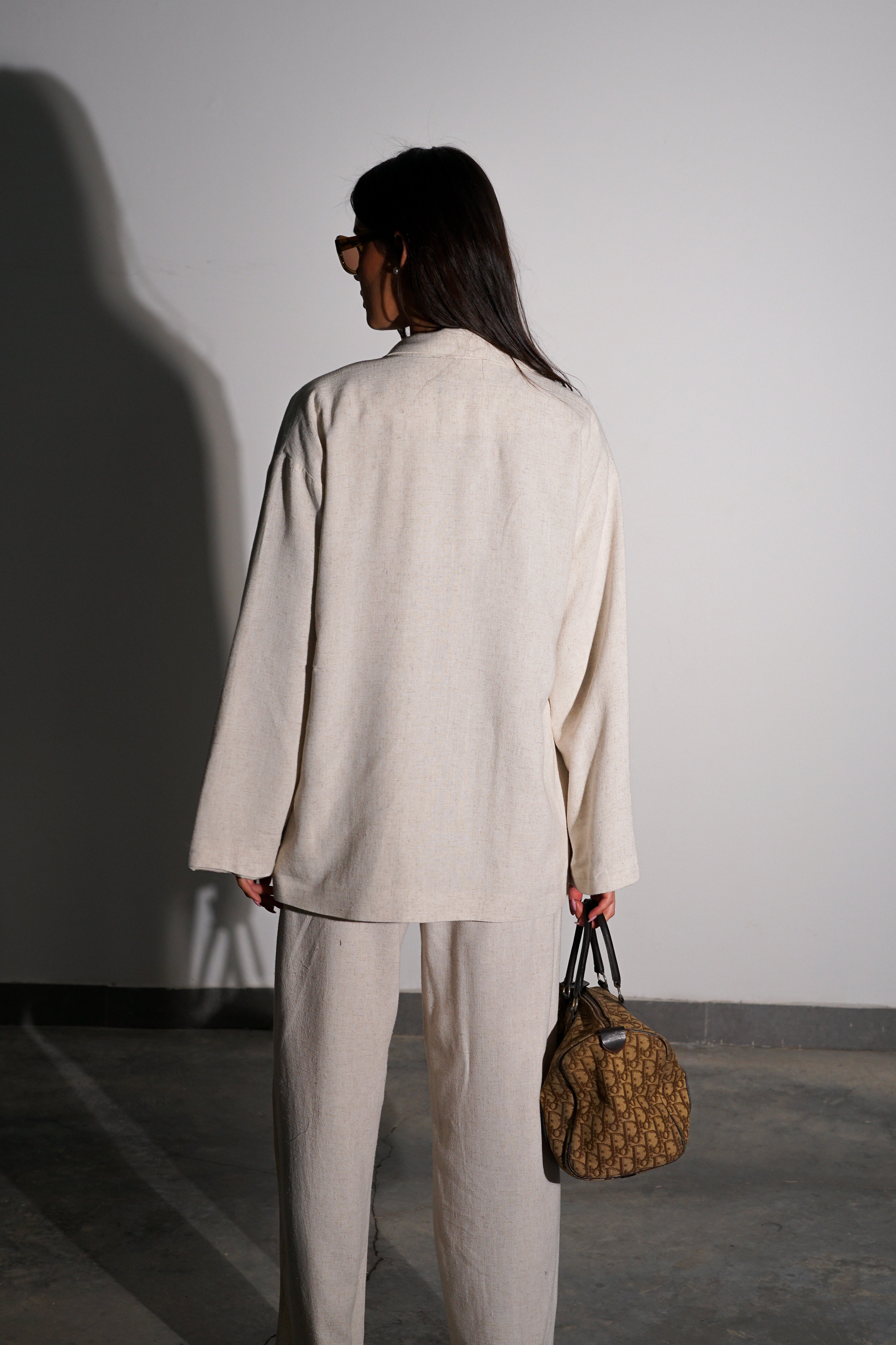 חליפת אריאן-אבן