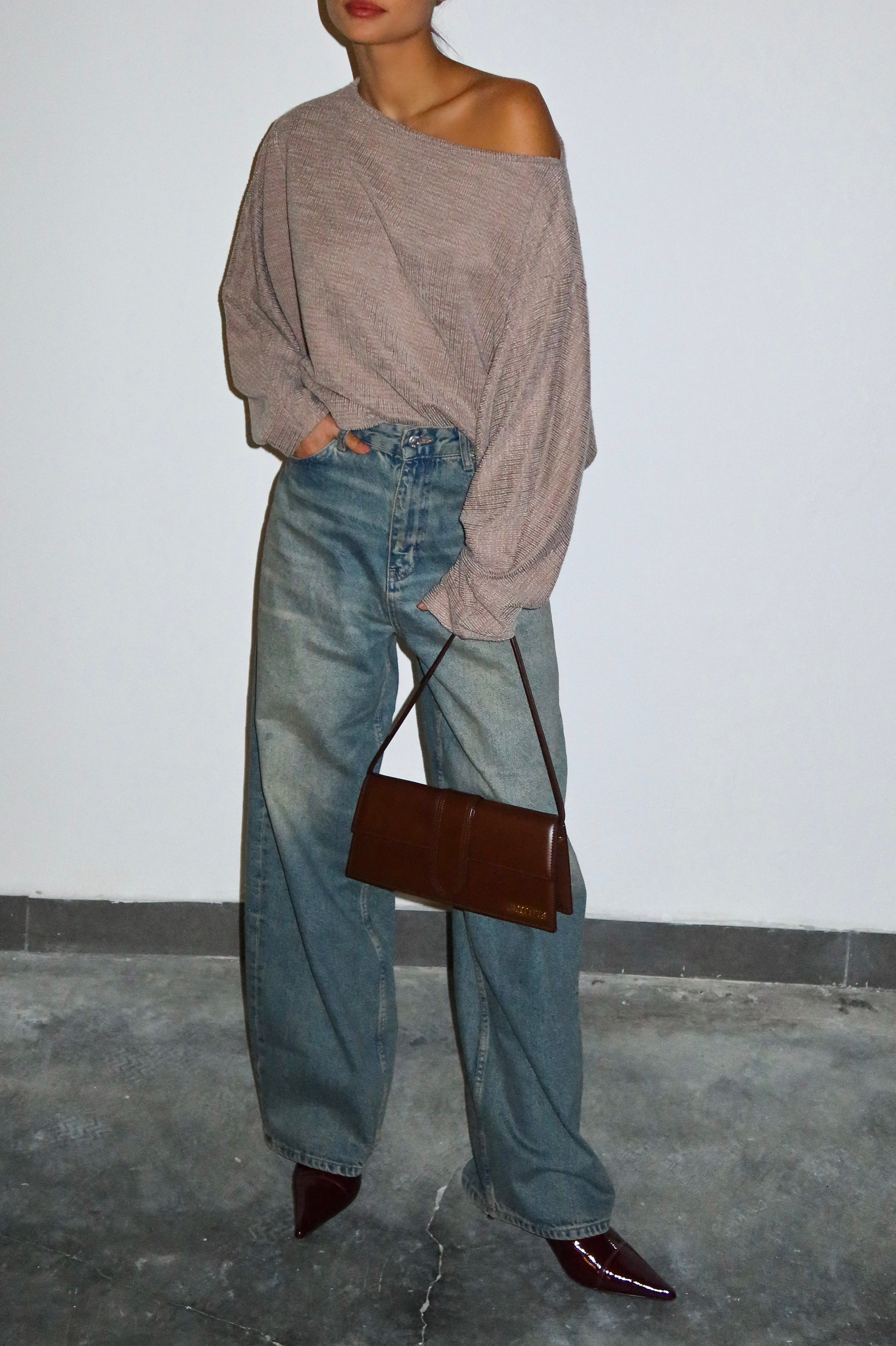 חולצת ג׳סטין-מוקה