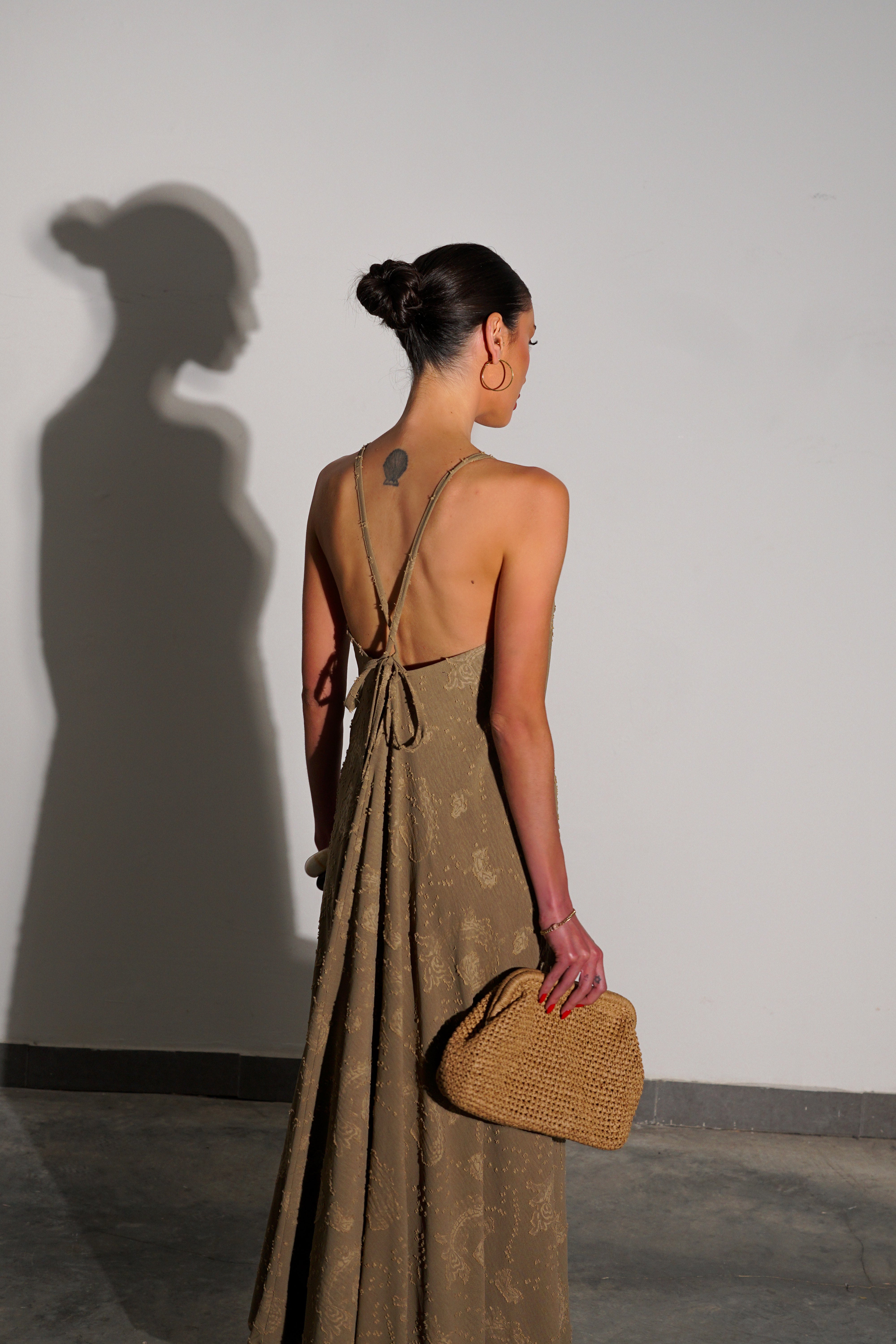 שמלת לונה-חאקי