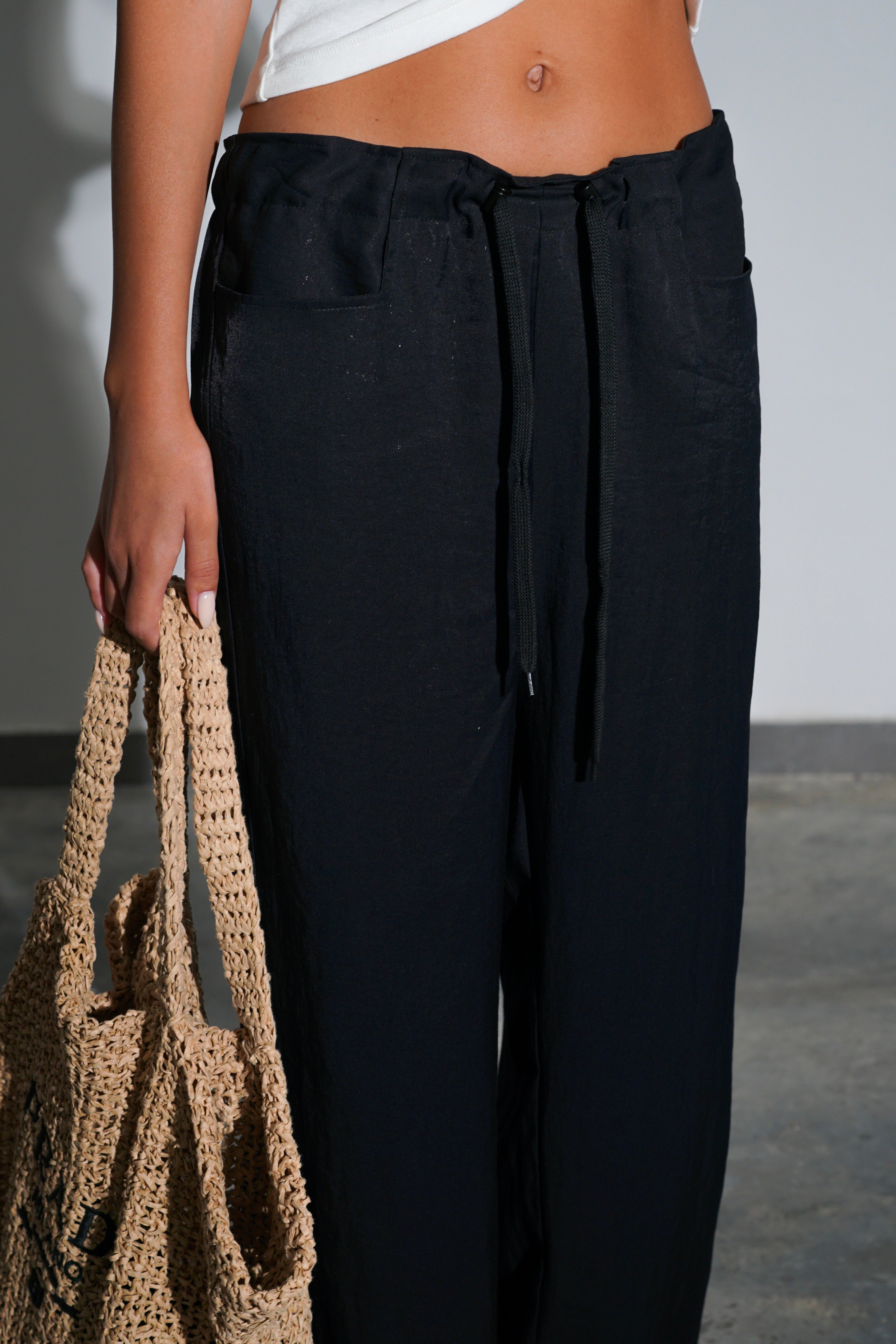 מכנסי שיינה-שחור