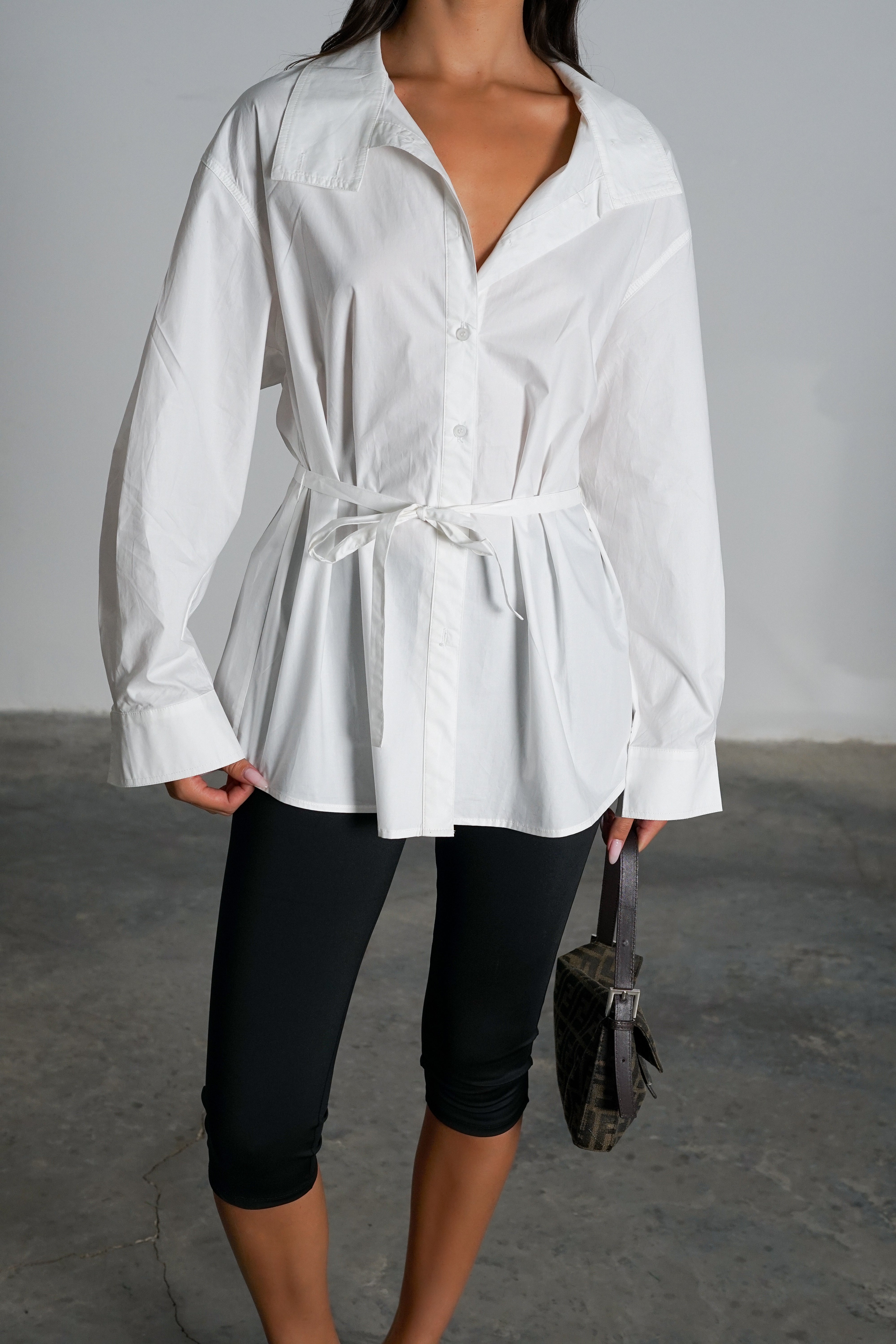 חולצת קרסנט-לבן