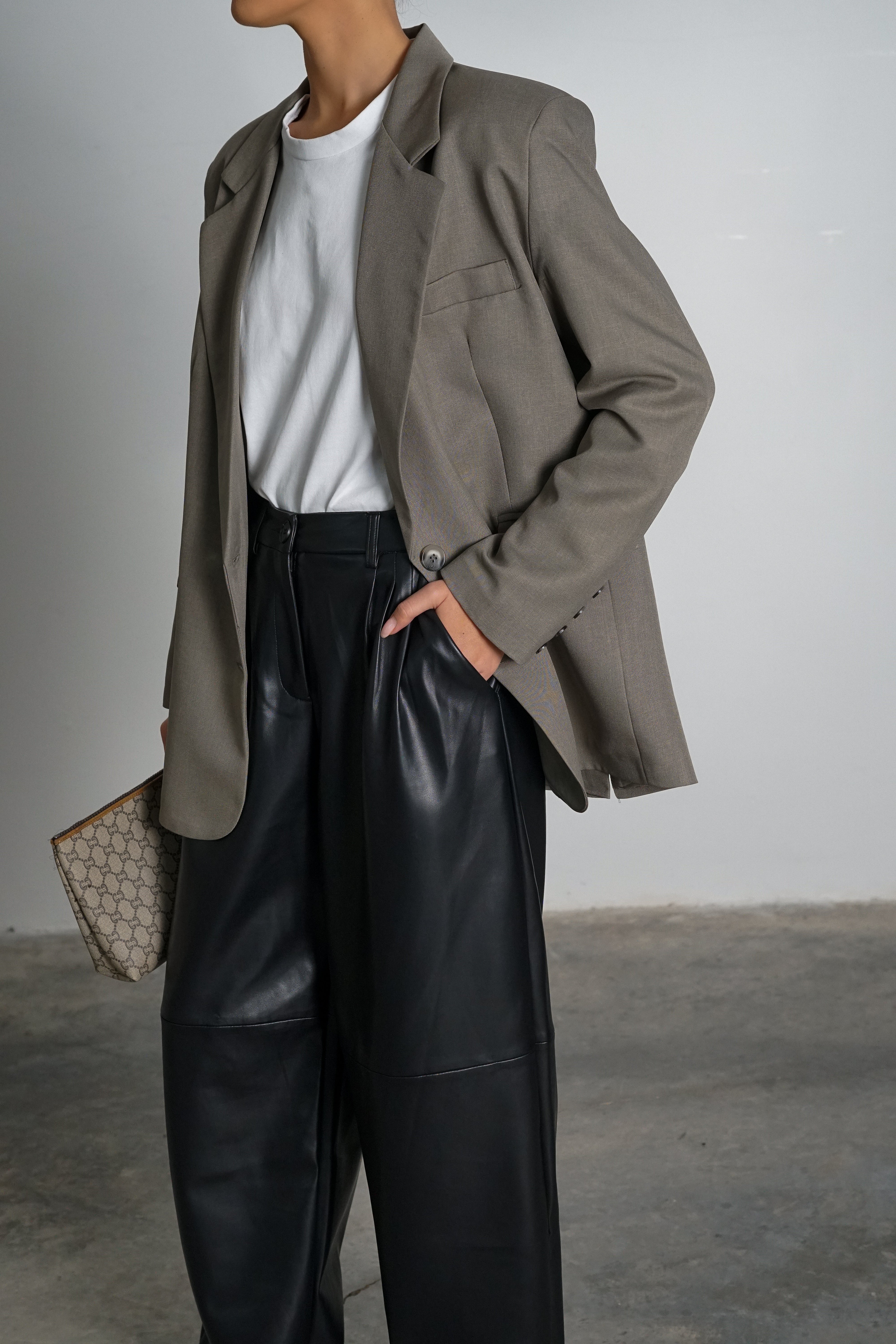 ג׳קט מילה-חאקי