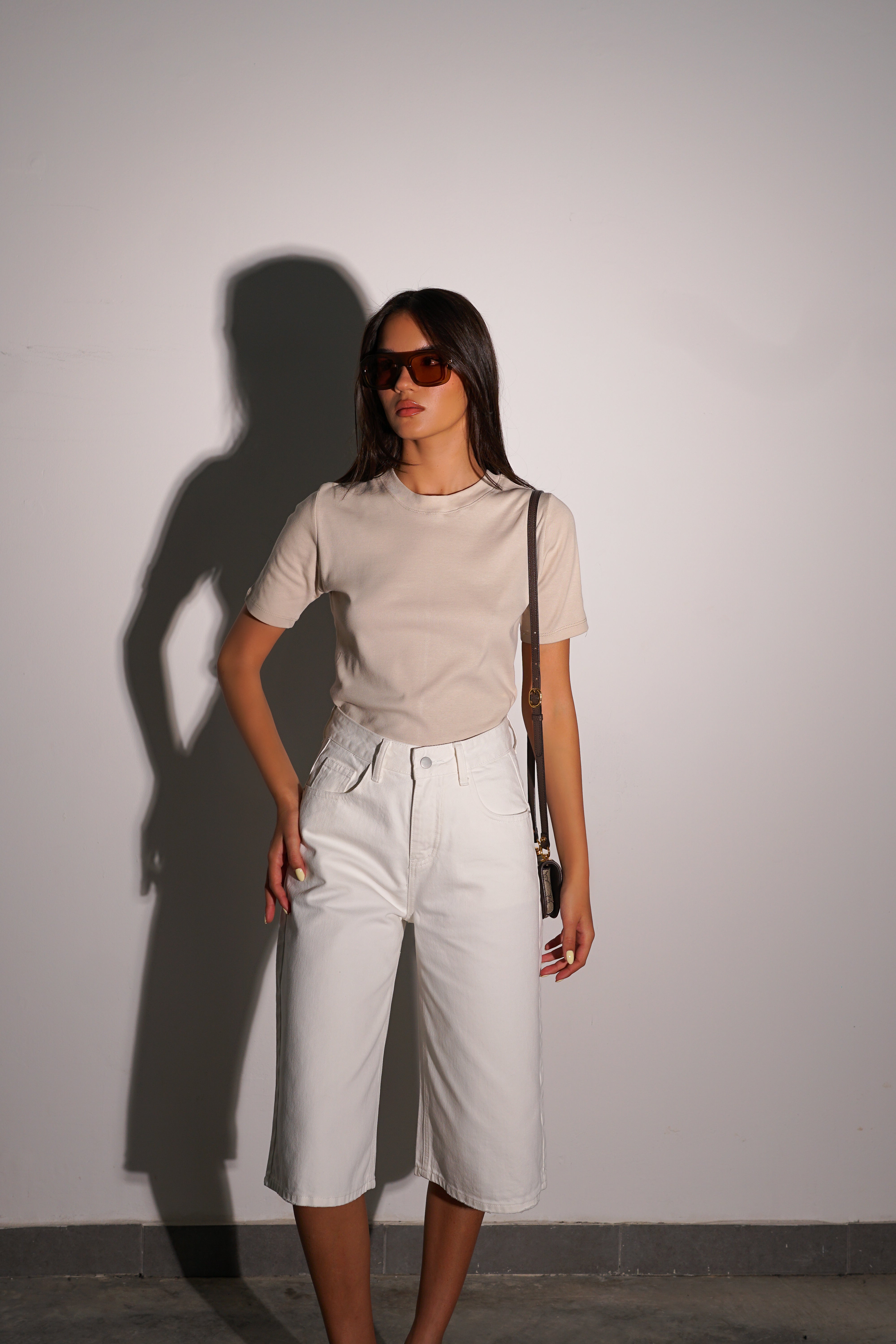 חולצת בייסיק טי-אבן