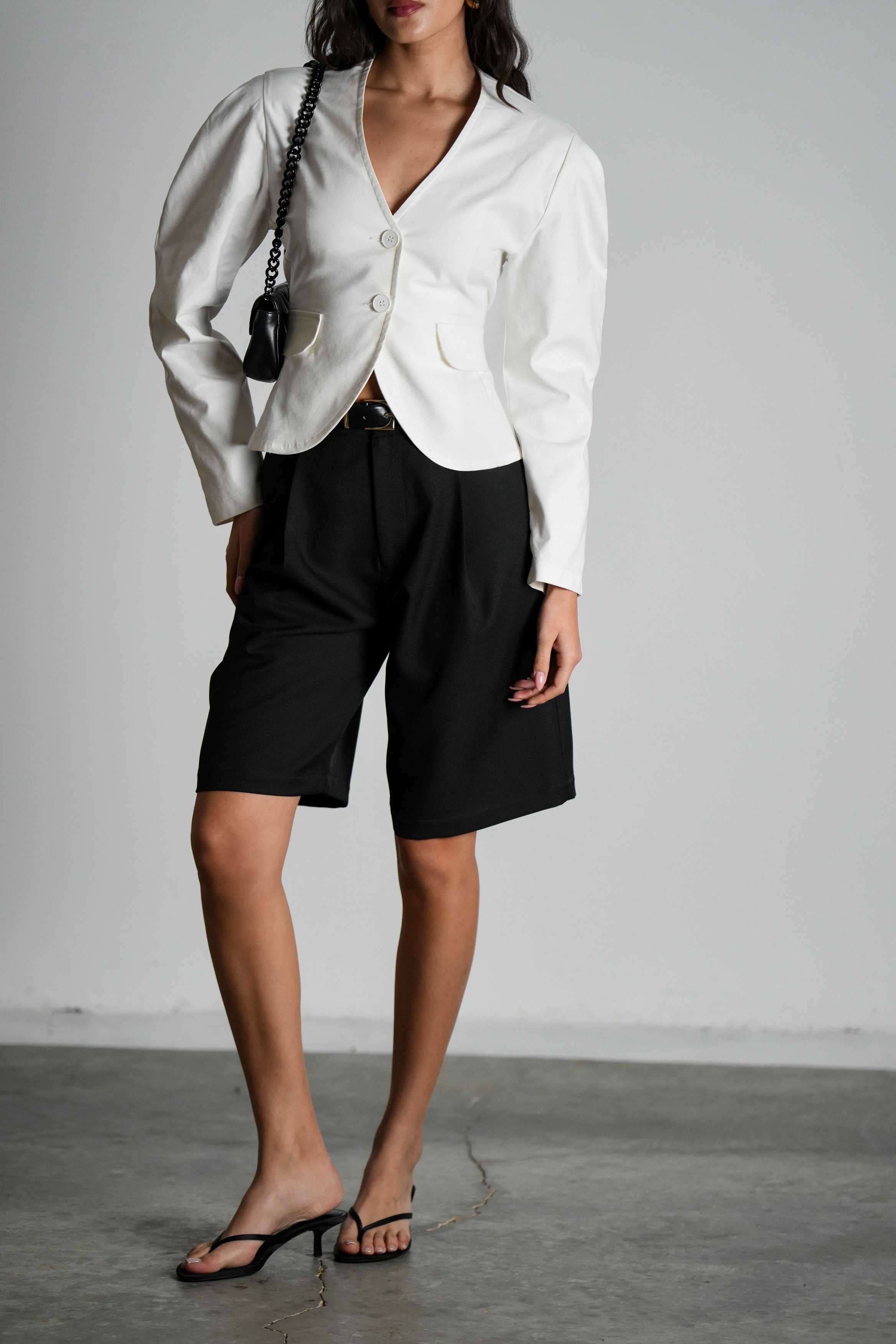 חולצת ליריקה-לבן