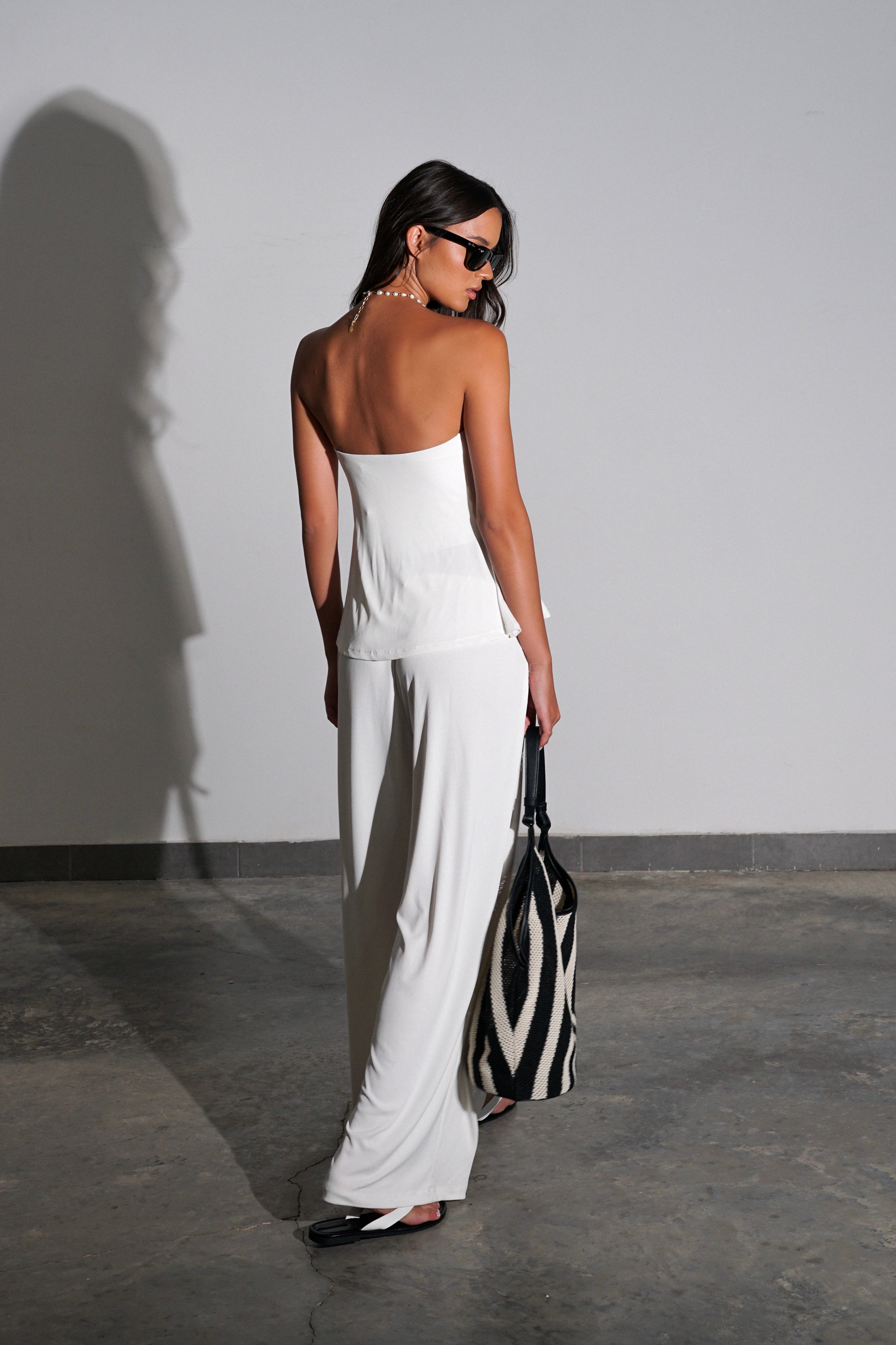 חליפת מוליאר-לבן