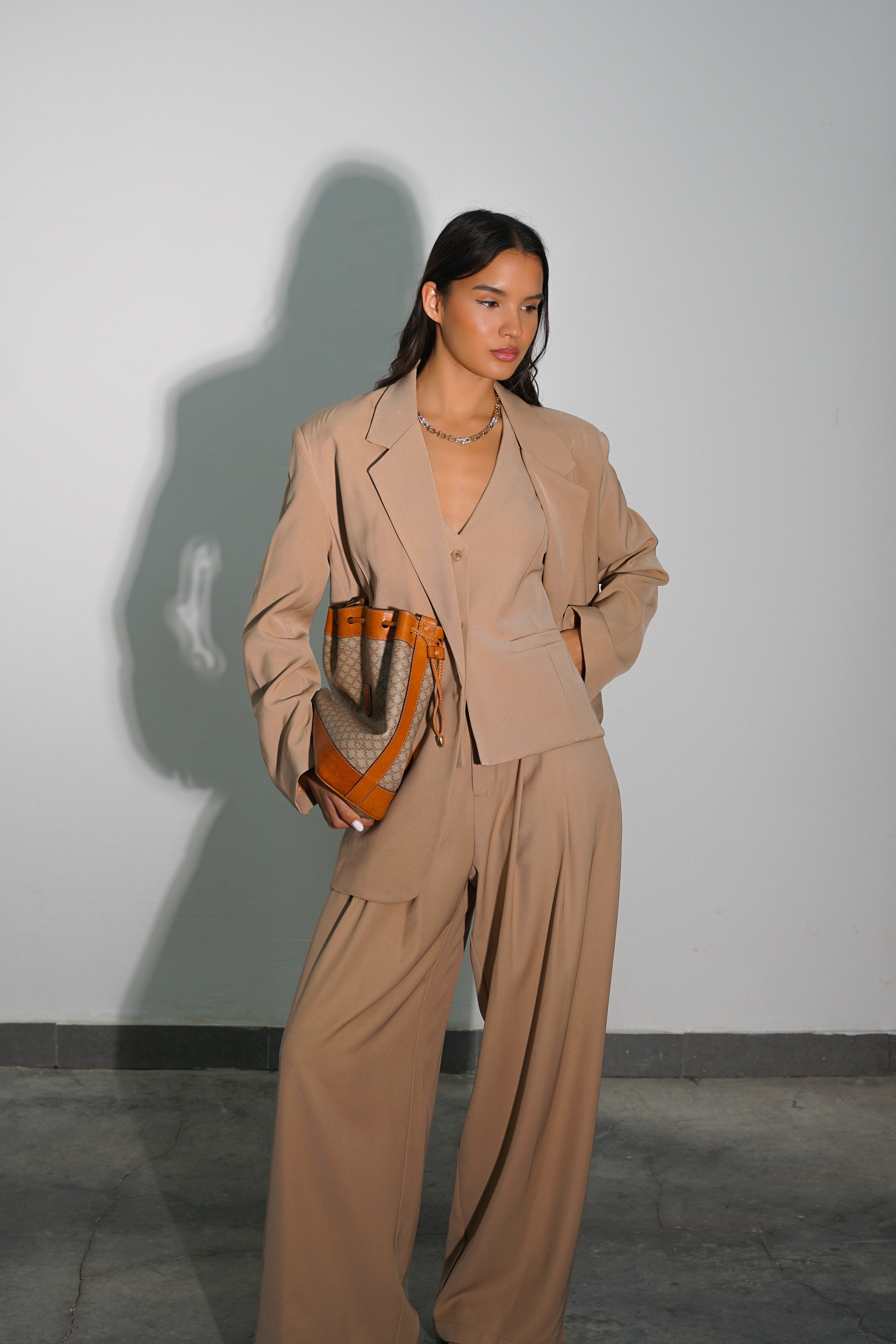 חליפת מאסימו-קאמל