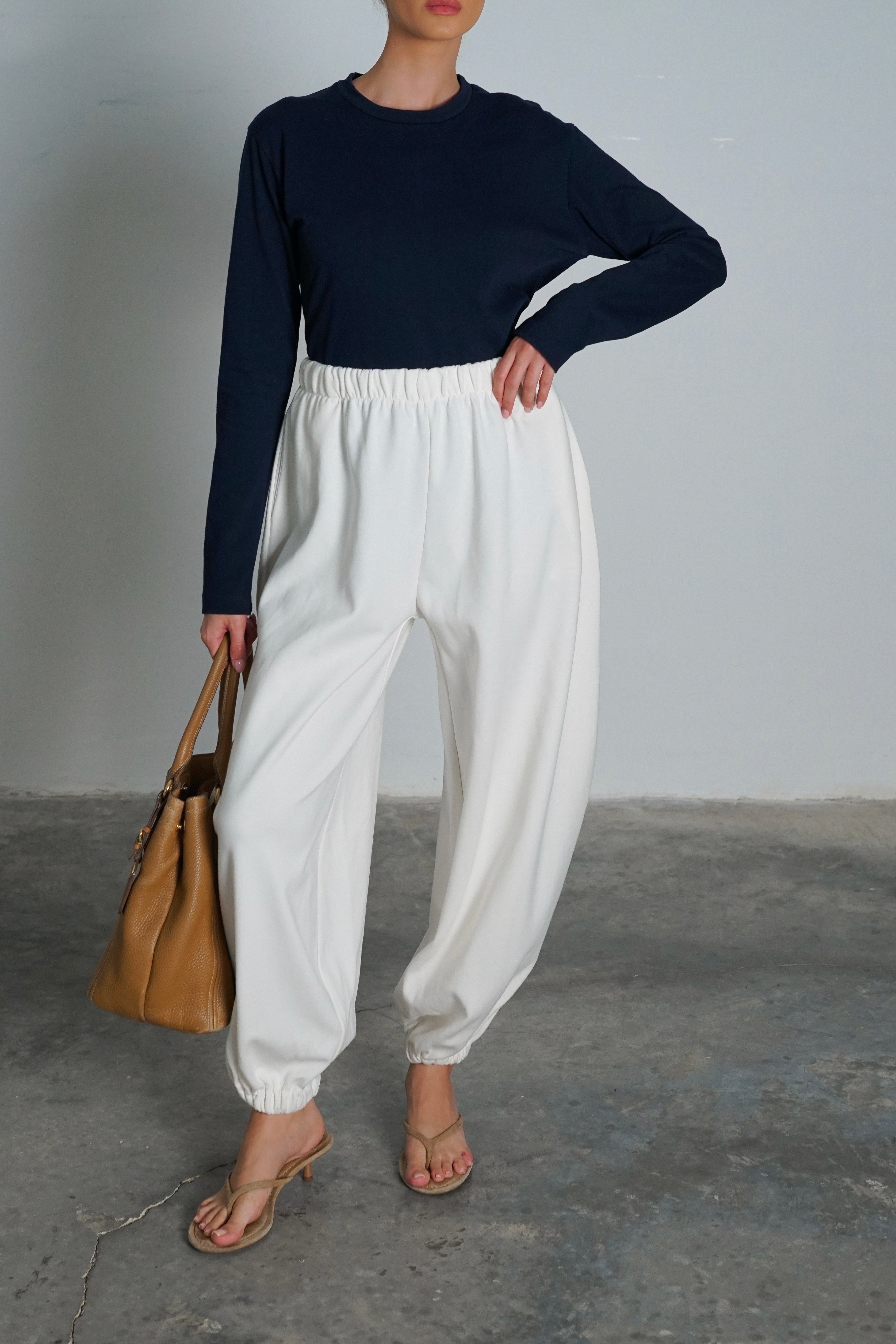 חולצת בייסיקלי-כחול