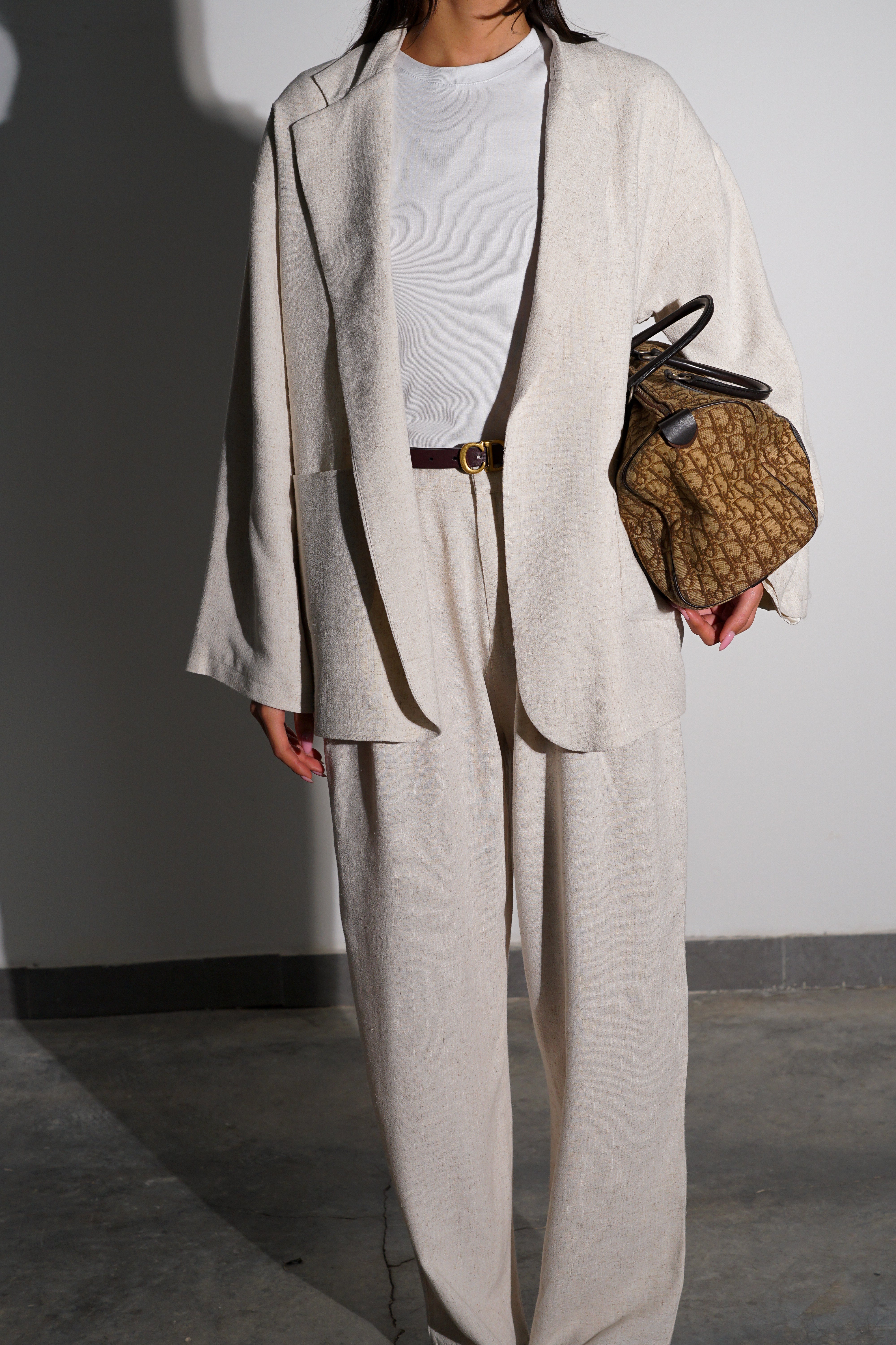 חליפת אריאן-אבן