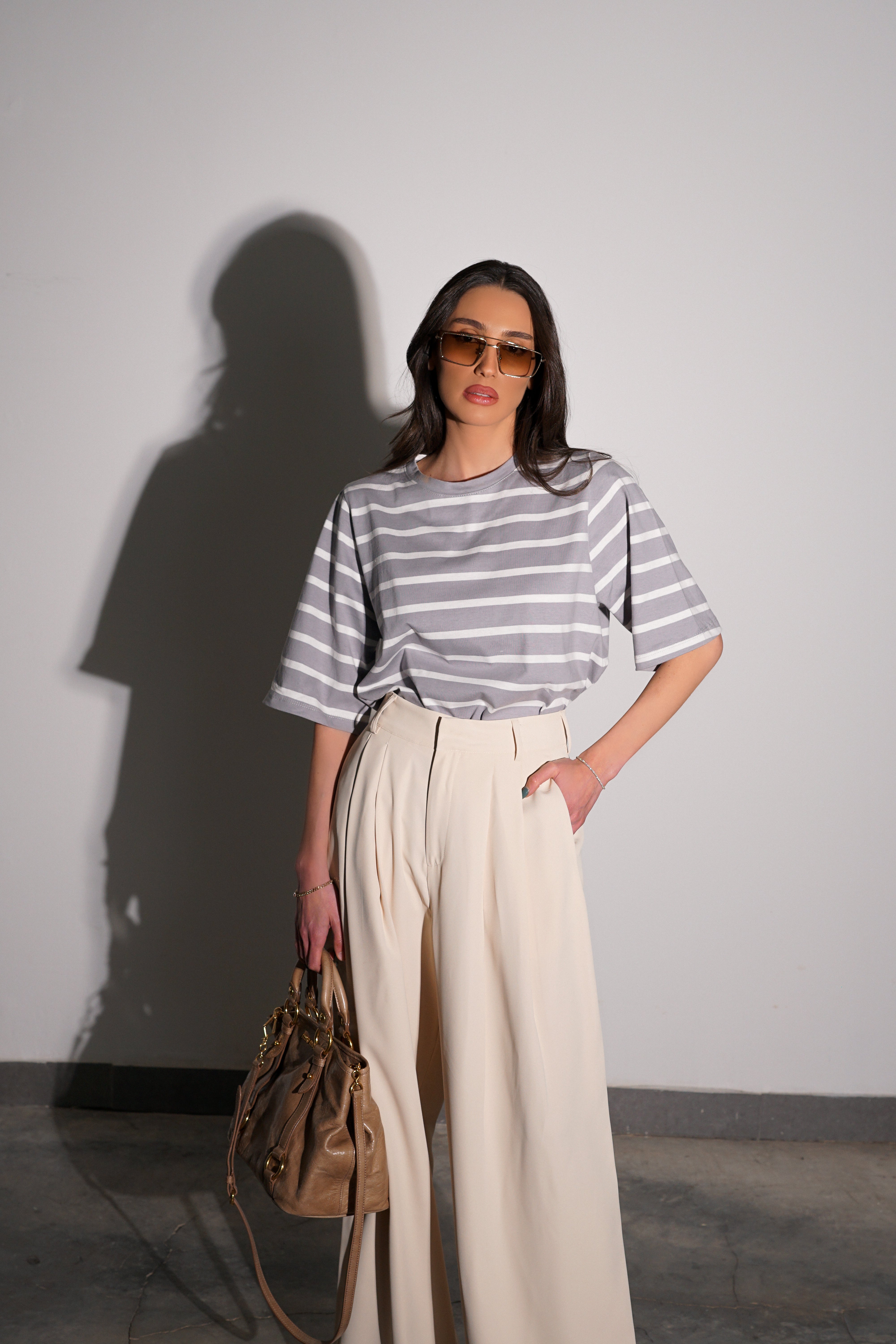 חולצת בייסיק פיי-אפור