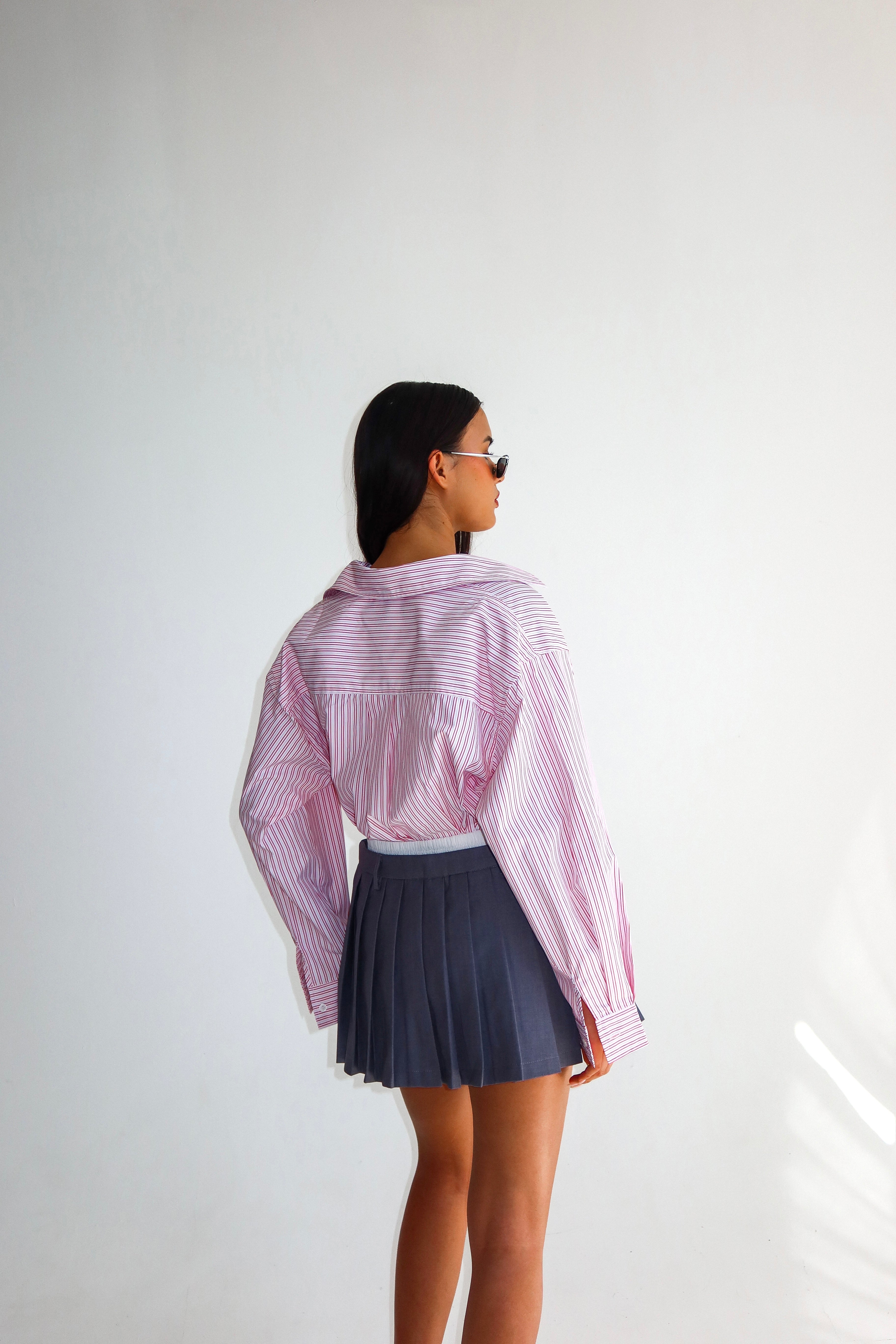 חולצת לארה-לבן ורוד