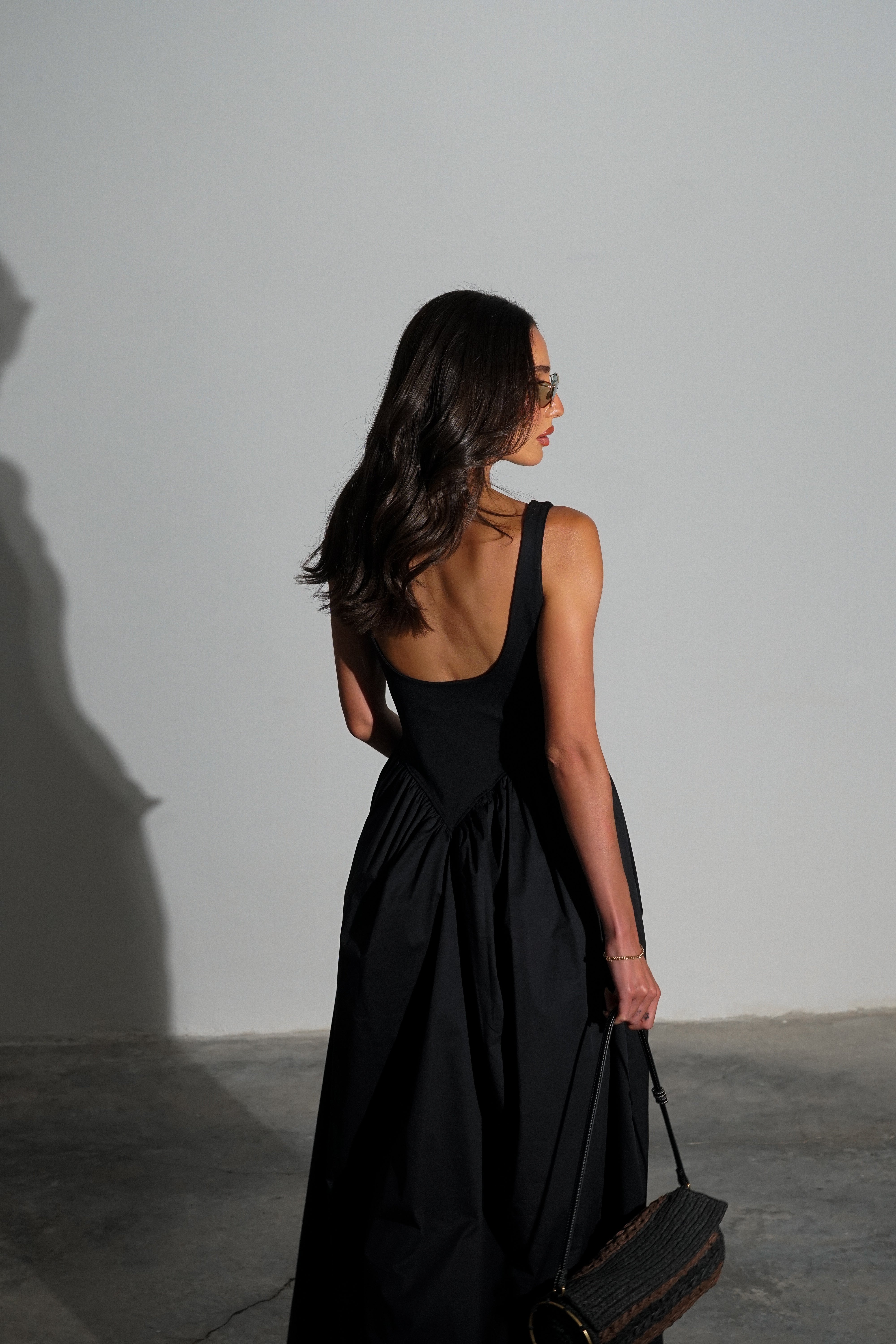 שמלת הירו-שחור