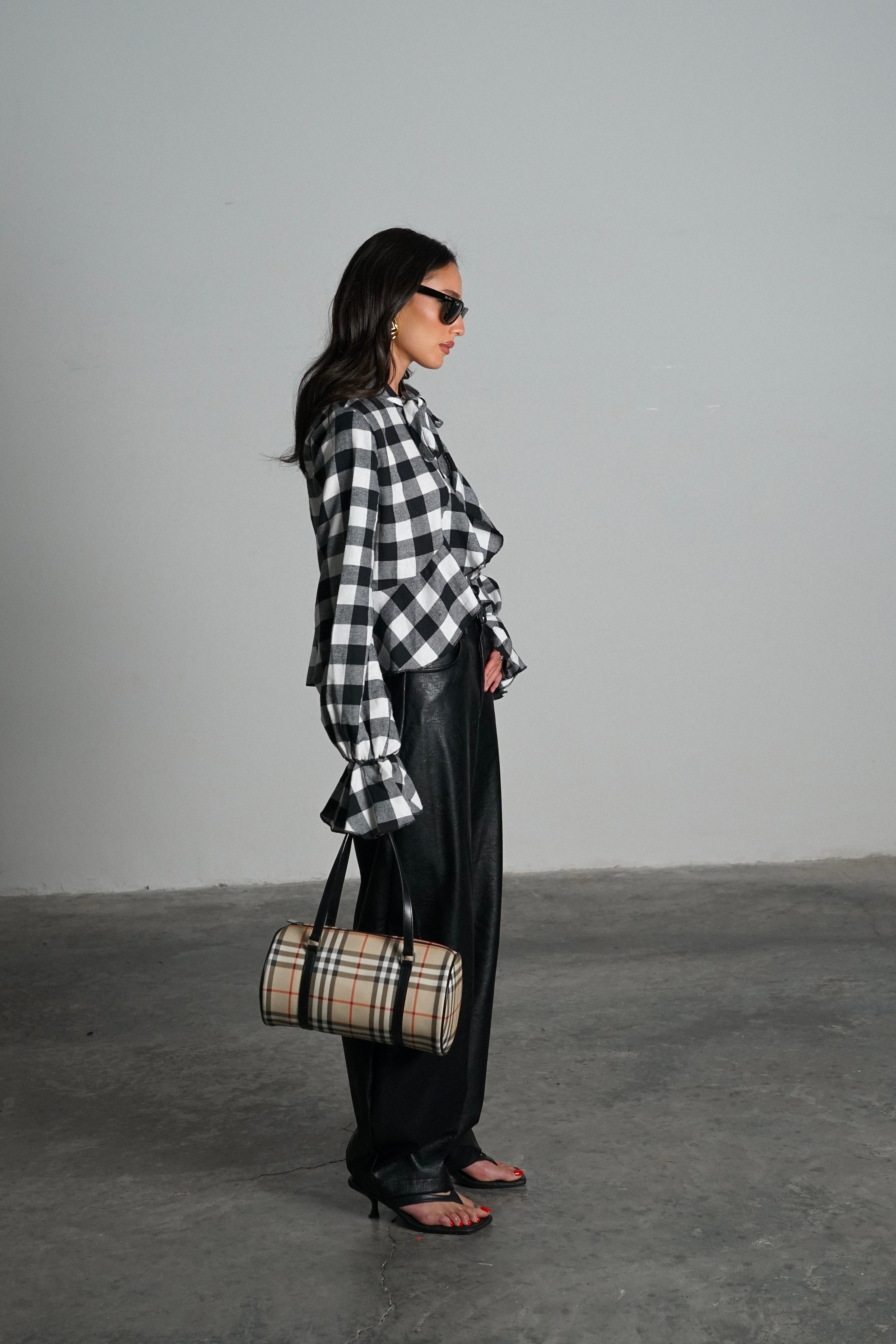 חולצת טורין-שחור