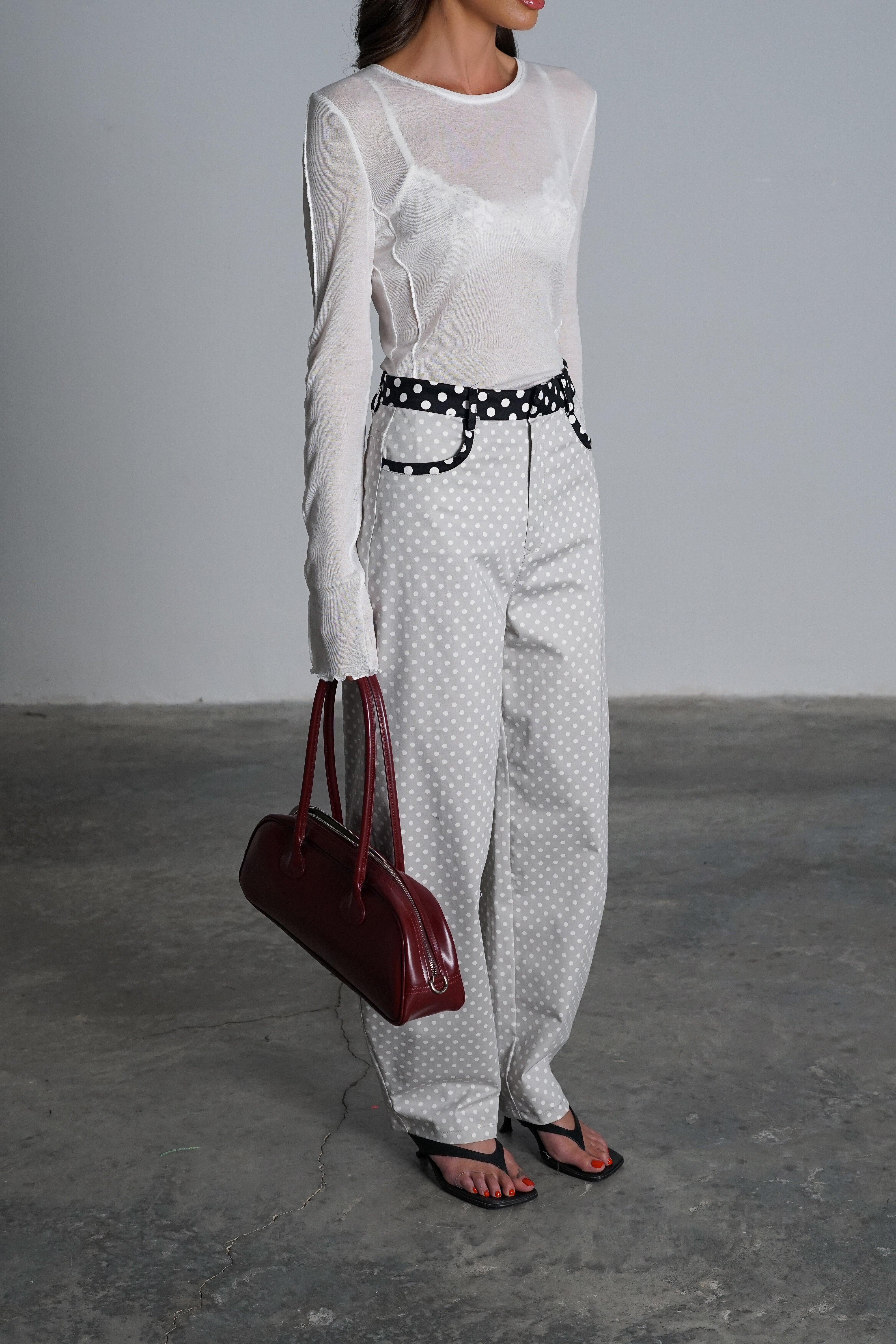 מכנסי פאי-אפור