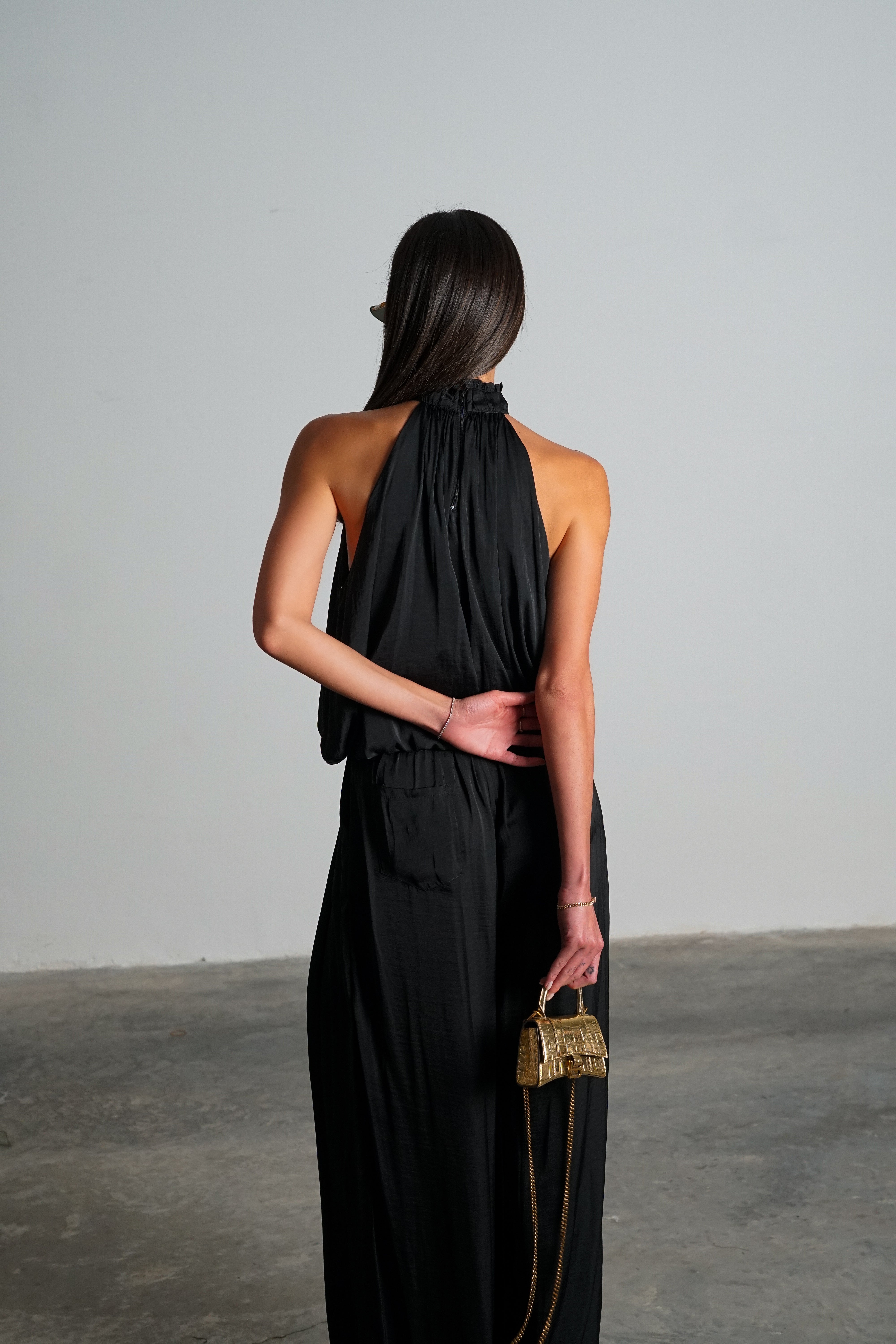 חליפת קטסי-שחור