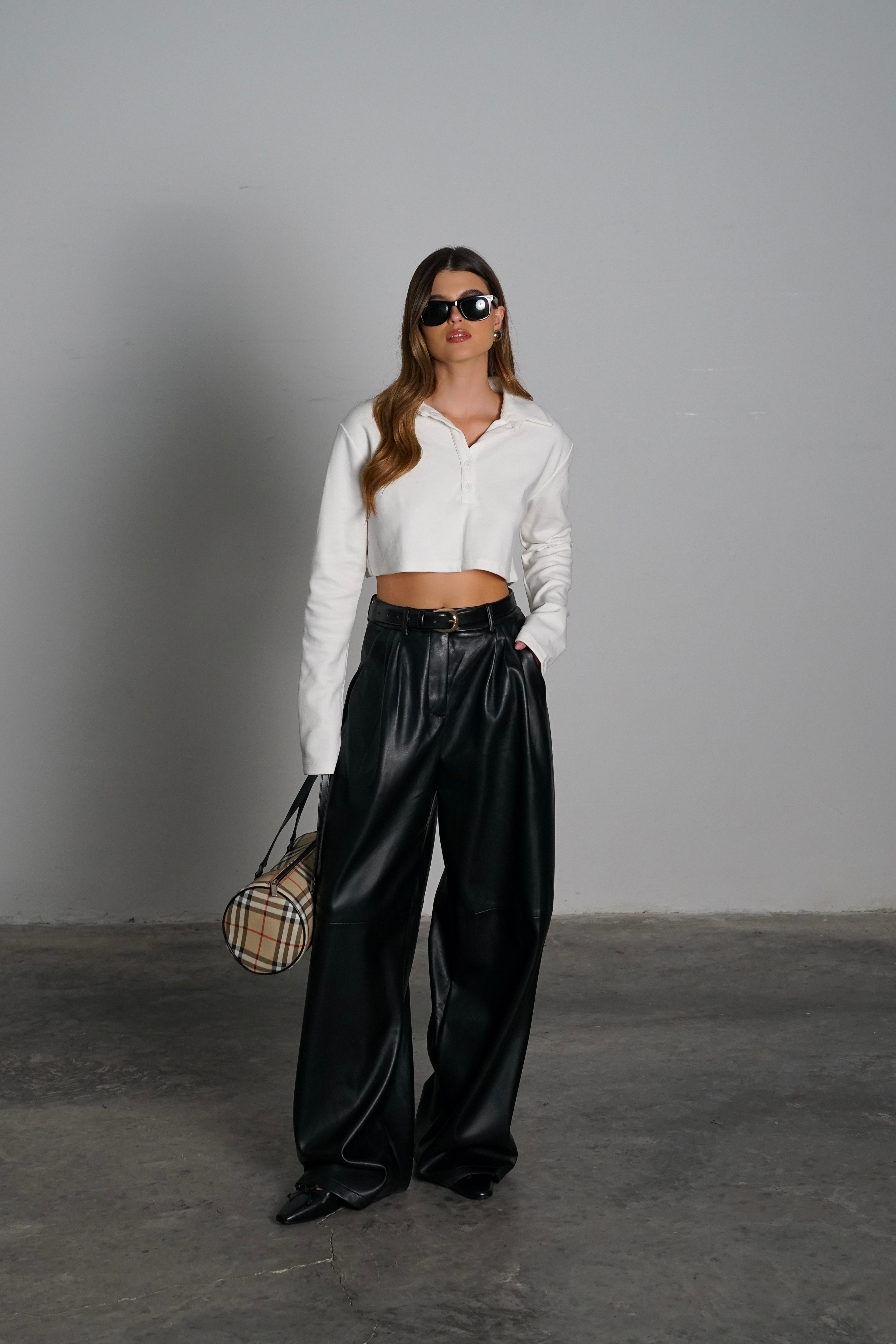 חולצת לוני-לבן