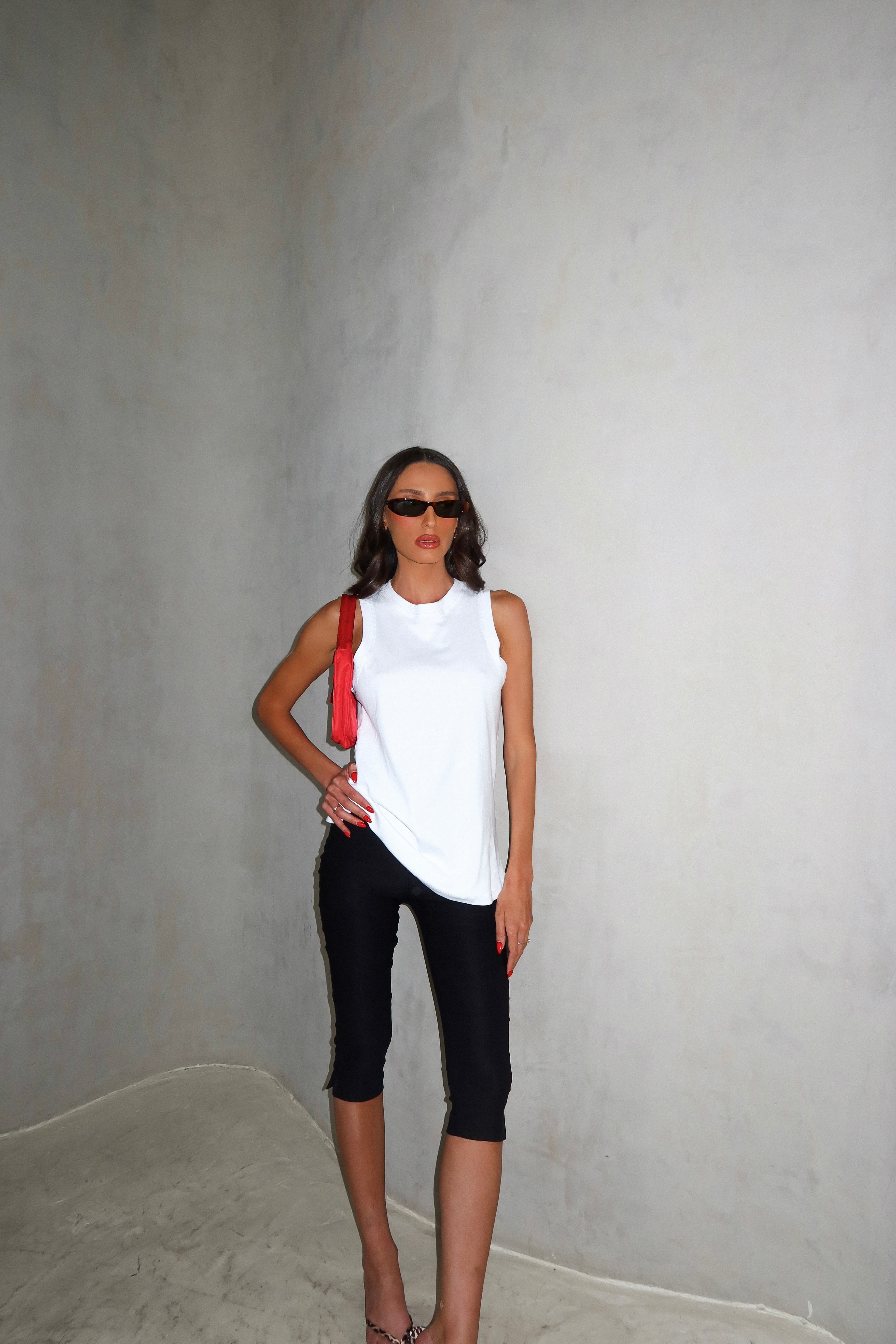 גופיית קילי - לבן