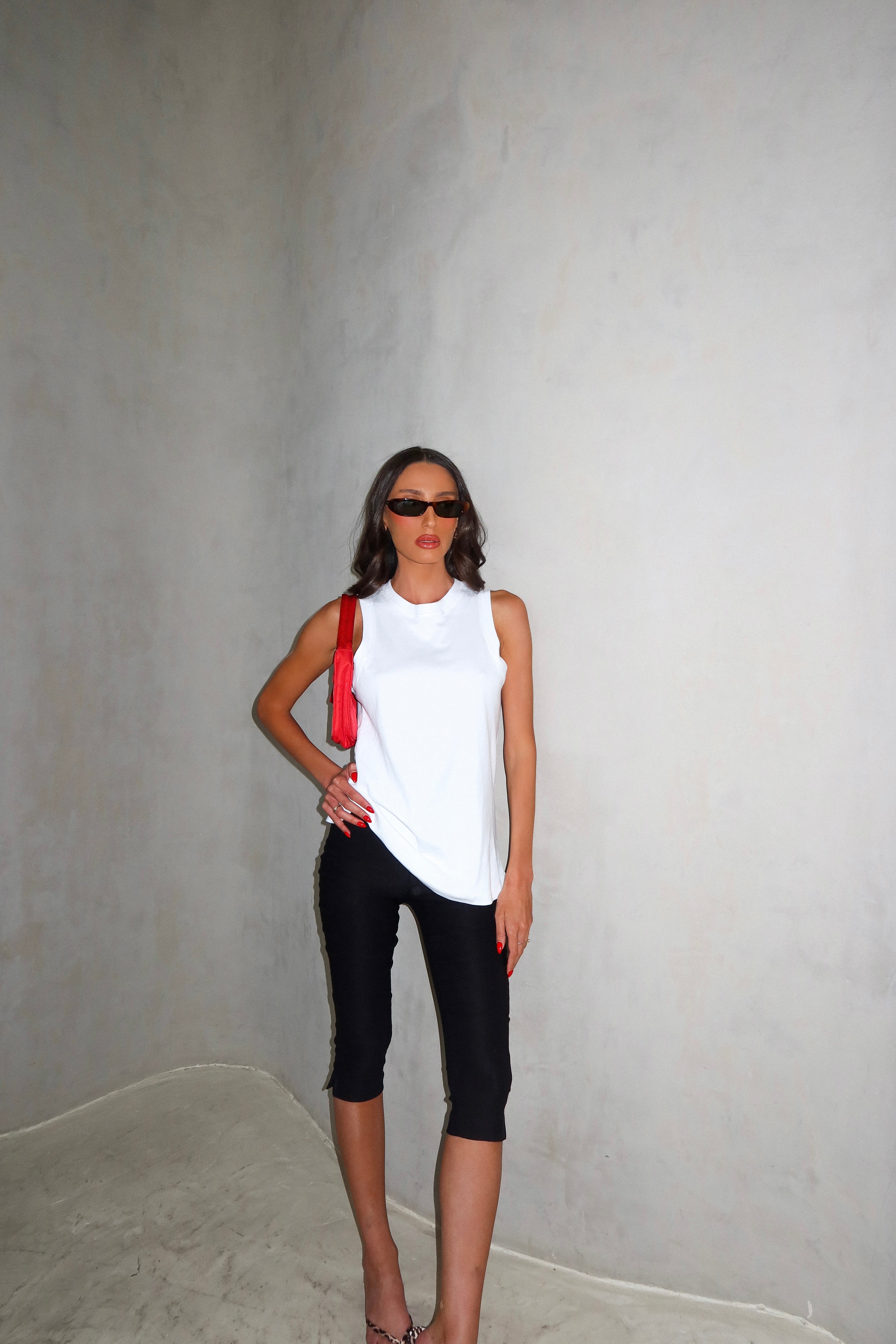 גופיית קילי - לבן