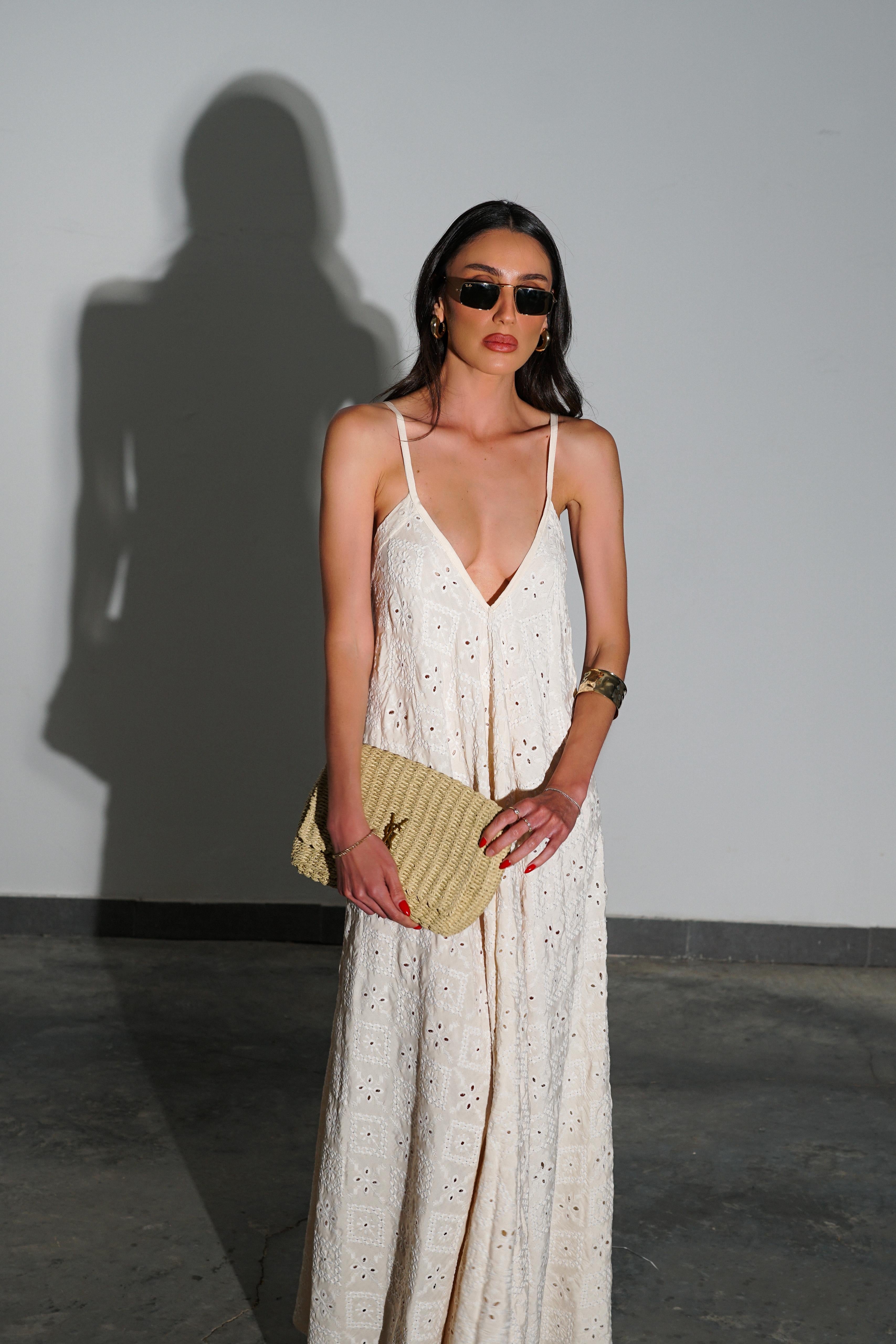 שמלת לונה-אבן